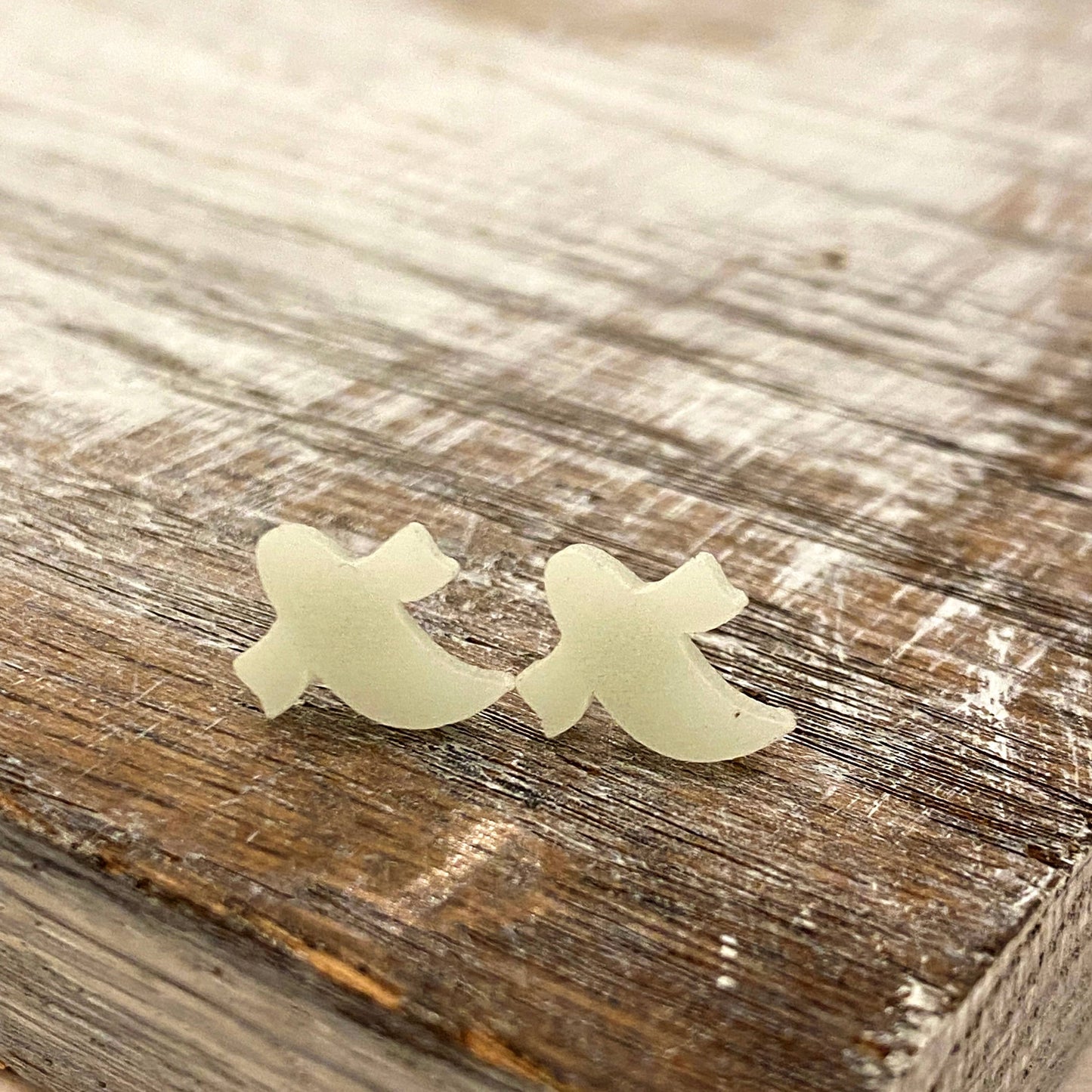 Glow in the Dark Ghost Stud EarringsPink tiful of LOVE
