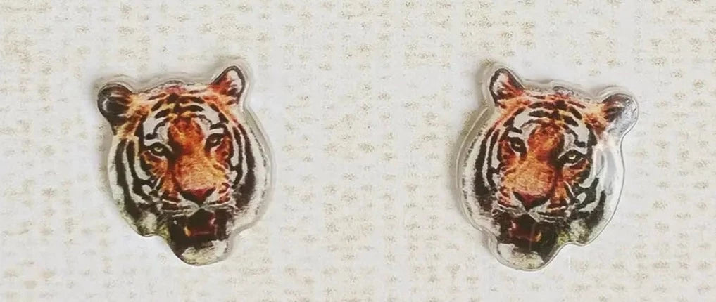 Super Cute & Dainty Tiger EarringsPink tiful of LOVE
