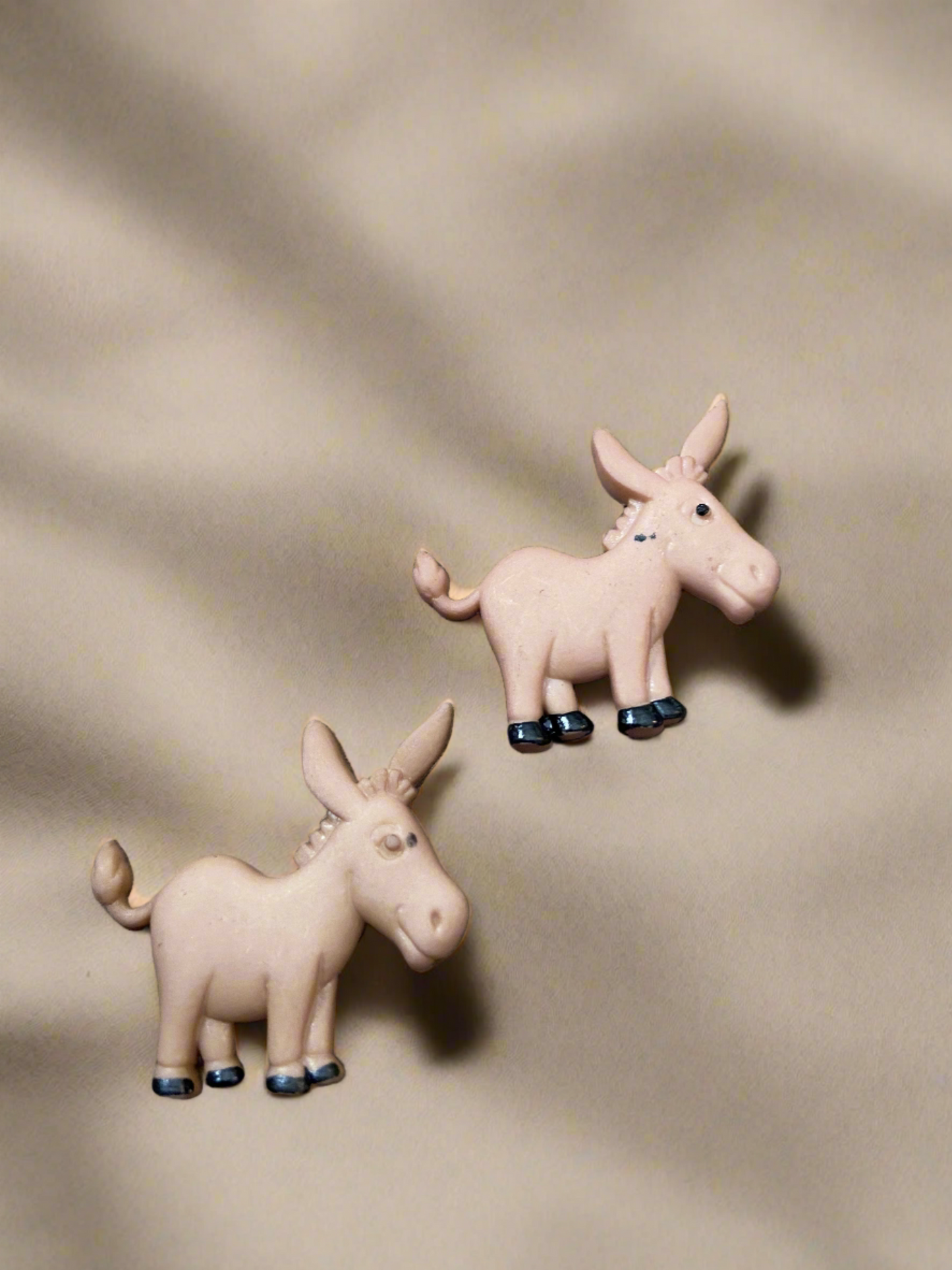 Funny Farm Animal Post EarringsPink tiful of LOVE
