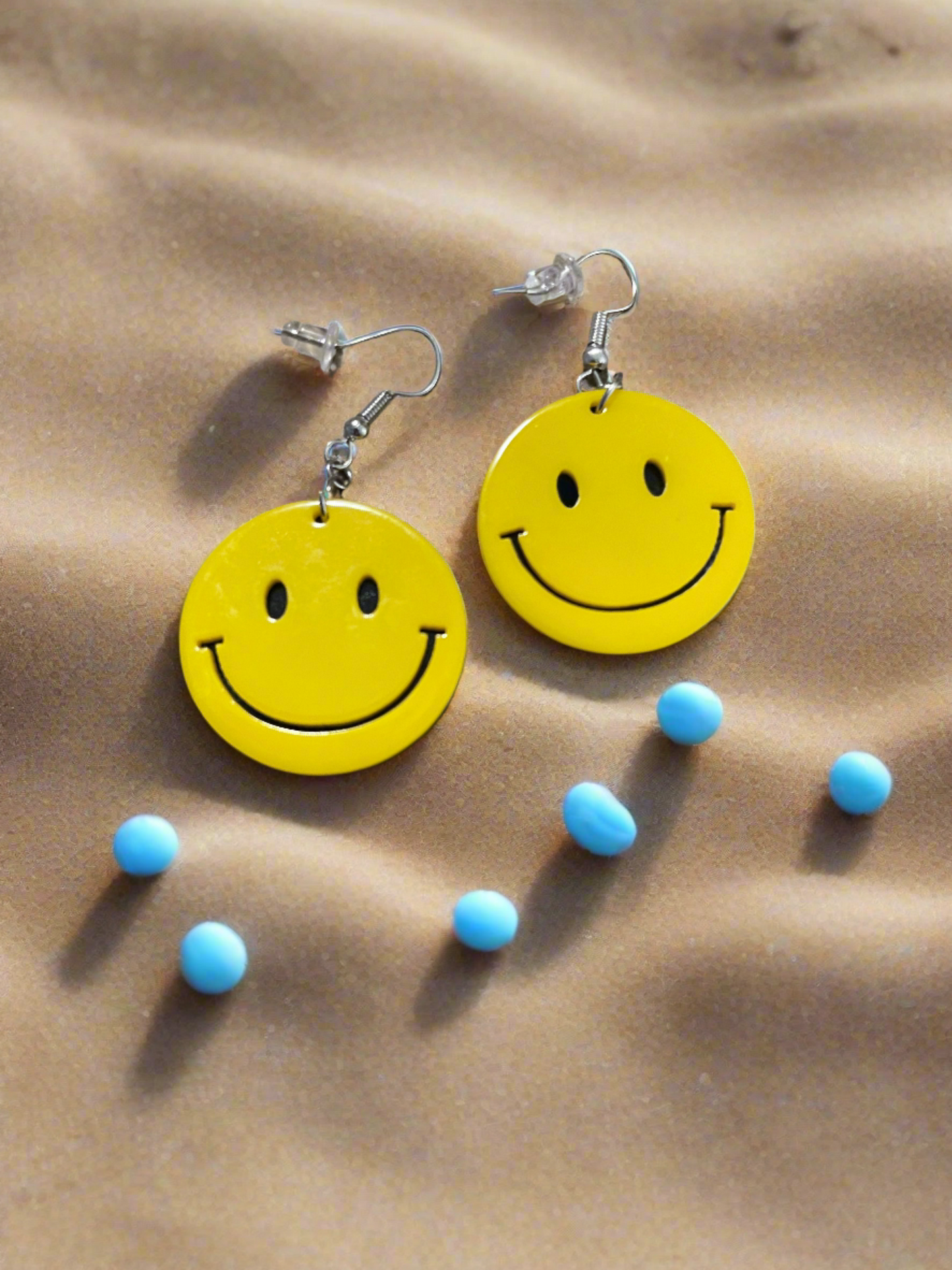 Smiley Face Wire EarringsPink tiful of LOVE