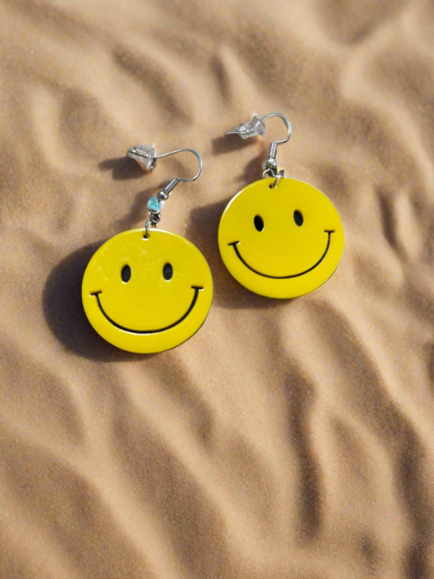 Smiley Face Wire EarringsPink tiful of LOVE