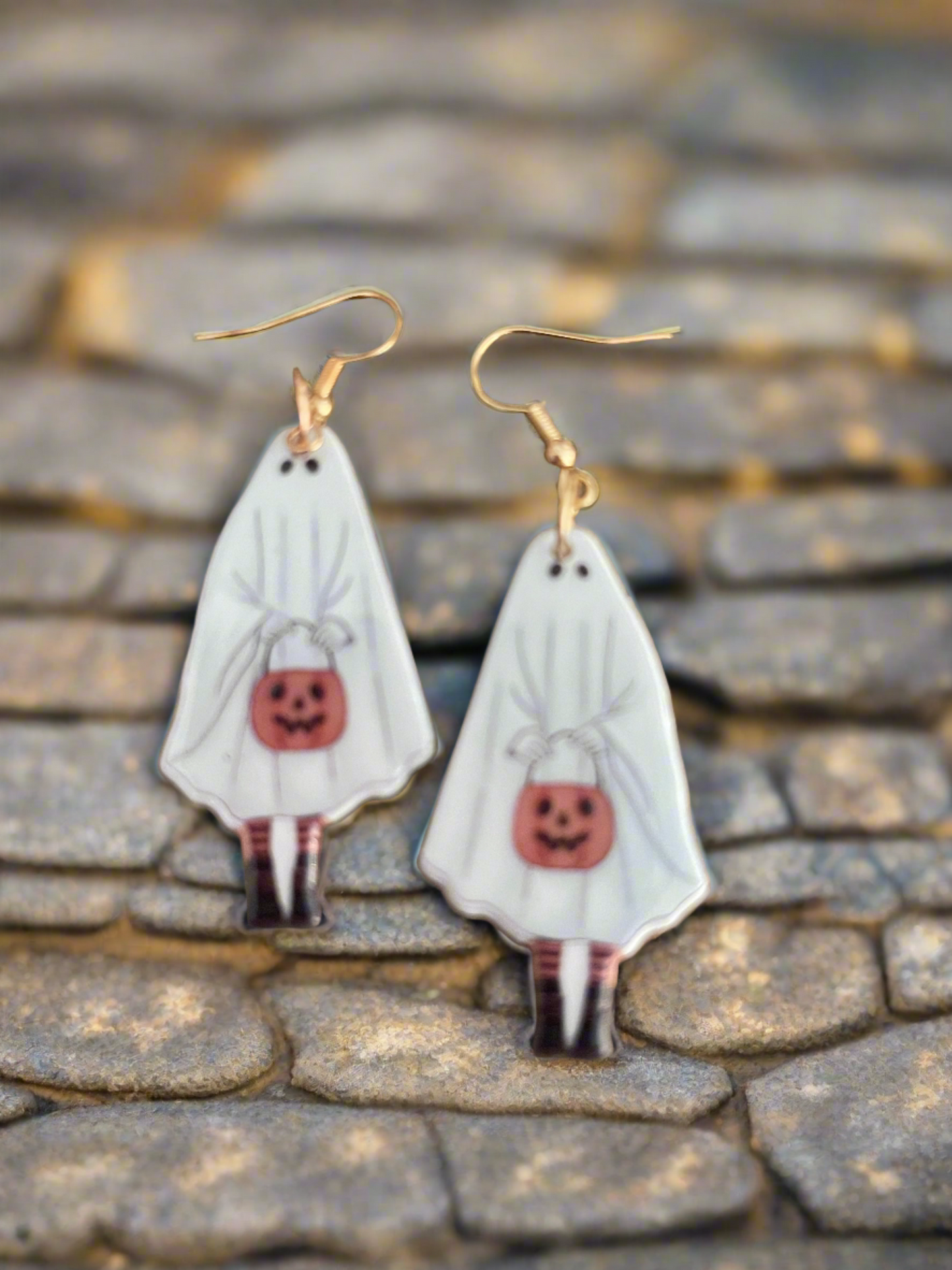 Trick or Treater Ghost Acrylic Wire EarringsPink tiful of LOVE