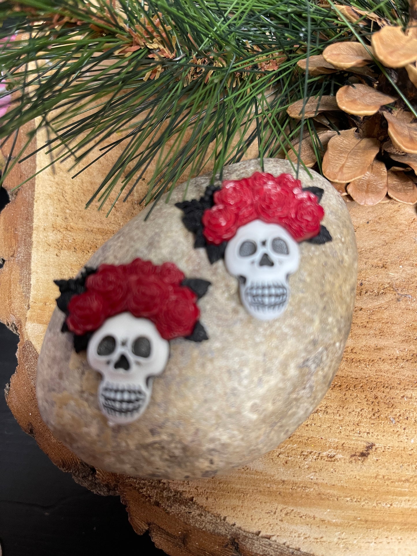 Gothic Love Skull Stud EarringPink tiful of LOVE