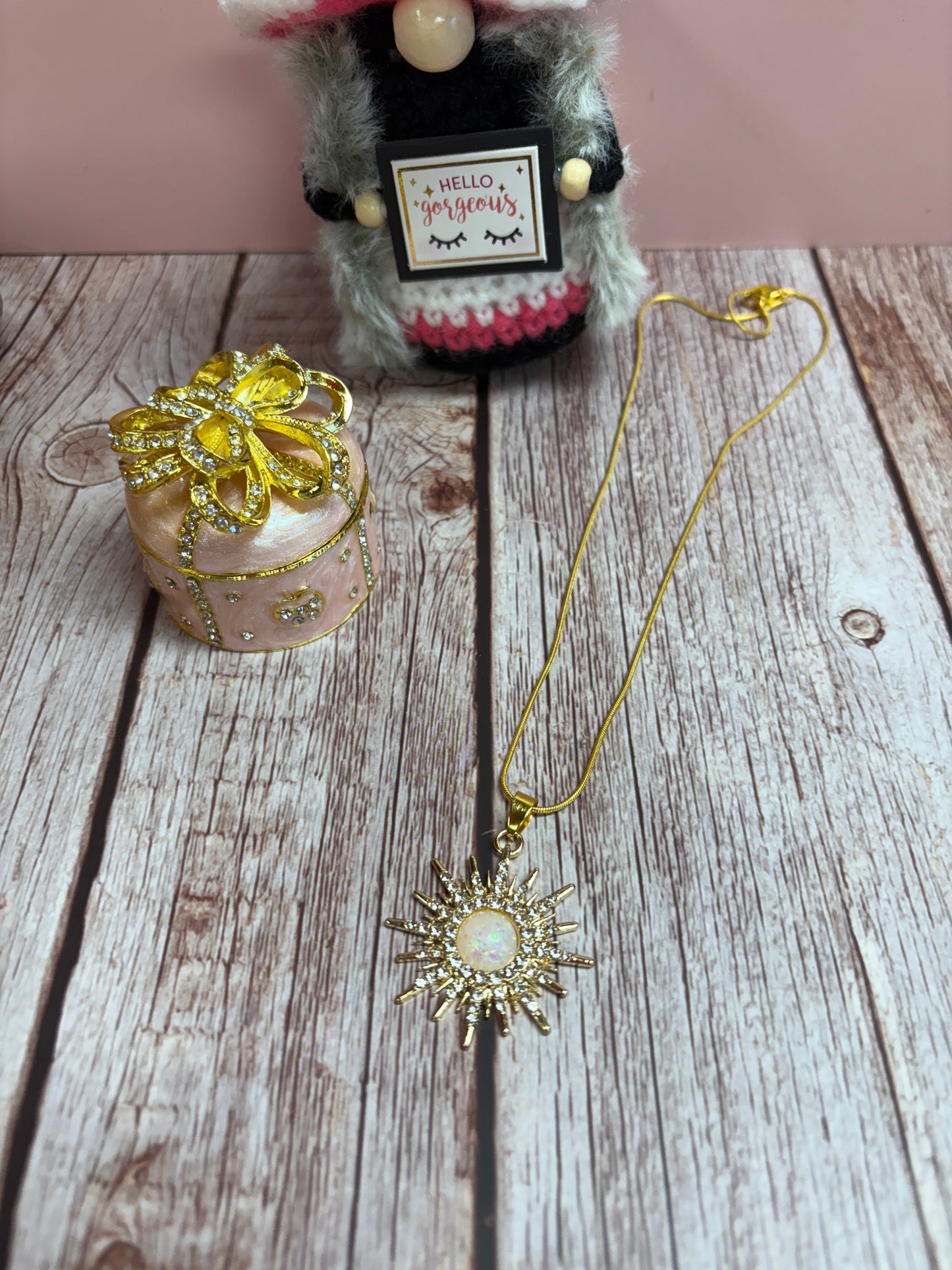 Rhinestone Starburst Imitation Opal Pendant Necklace – Gold Chain