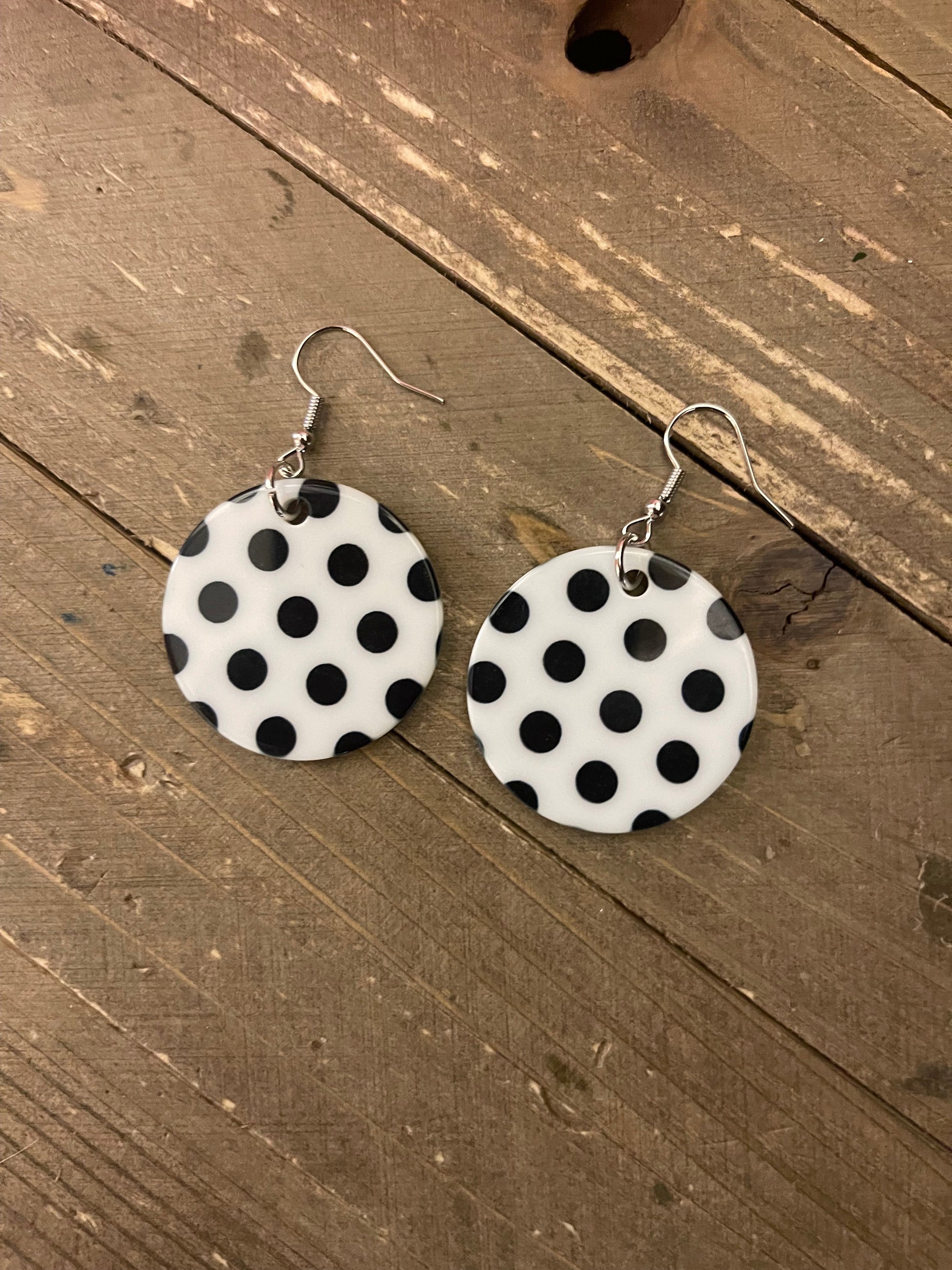 White & Black POLKA DOT Disc  Wire  EarringsPink tiful of LOVE