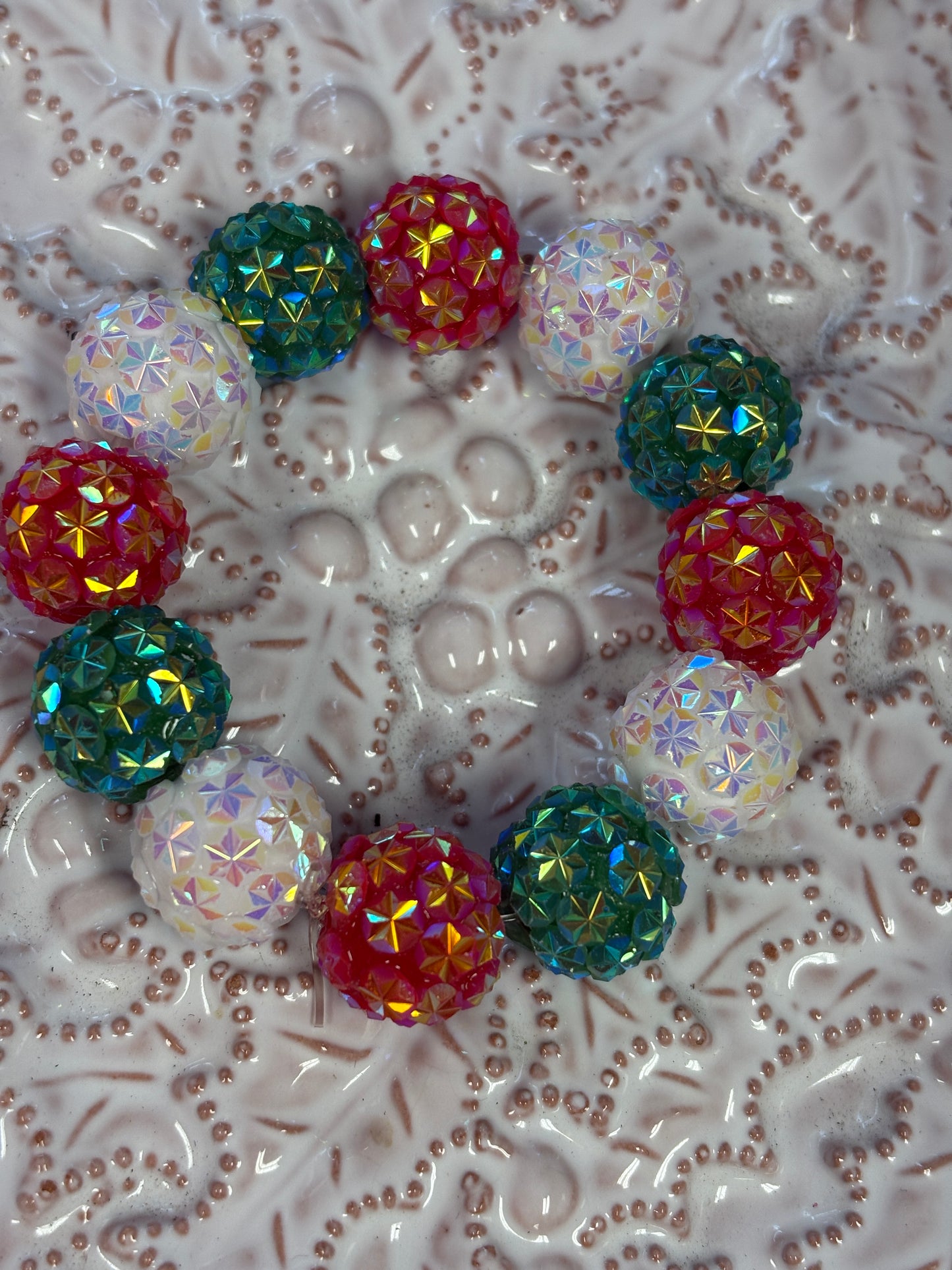 ✨ Starburst Rhinestone Beaded Stretchy Bracelet – Red, White & Green ✨