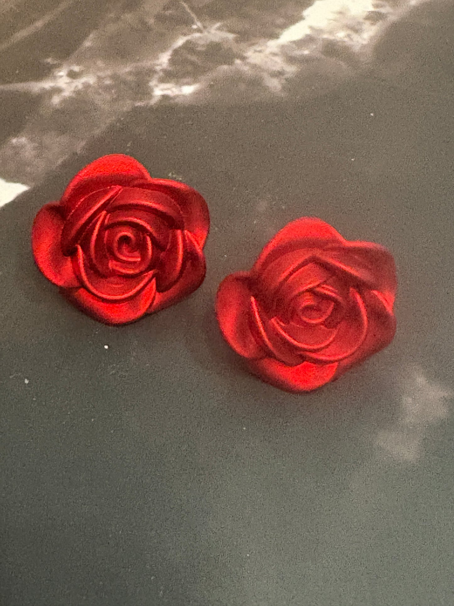 Red Rose Stud Earrings – Classic & Romantic Style