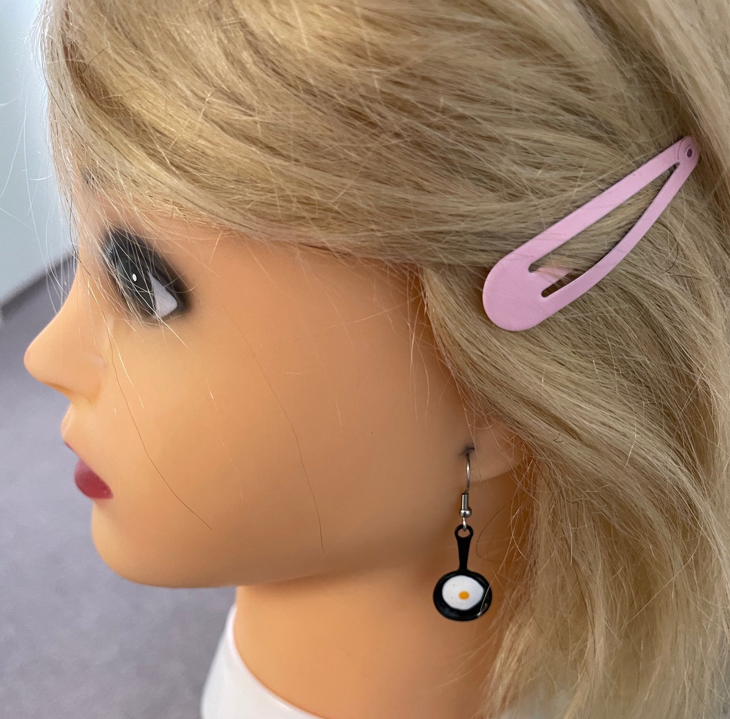 Frying Pan Egg Charms Wire EarringsPink tiful of LOVE