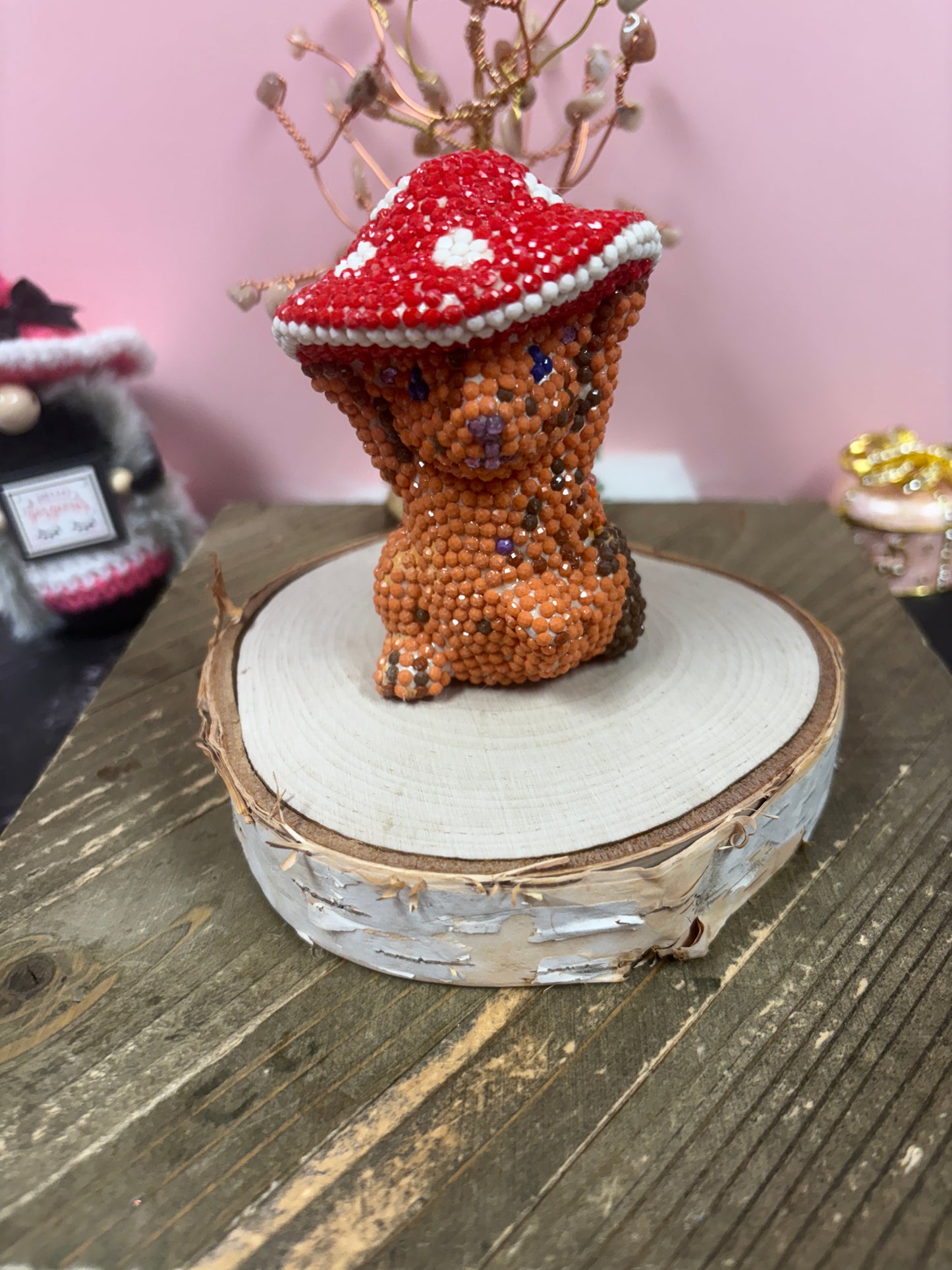 Diamond Art Figurine – Sparkling Field Mouse with Mushroom Hat