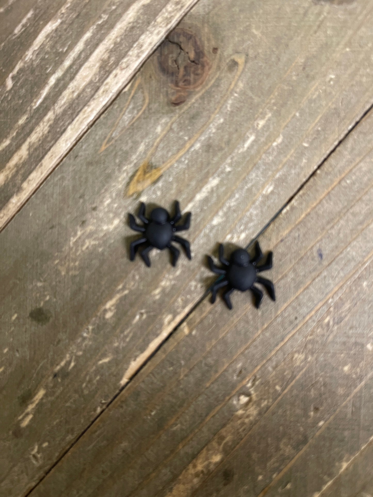 Spider Stud earringsPink tiful of LOVE