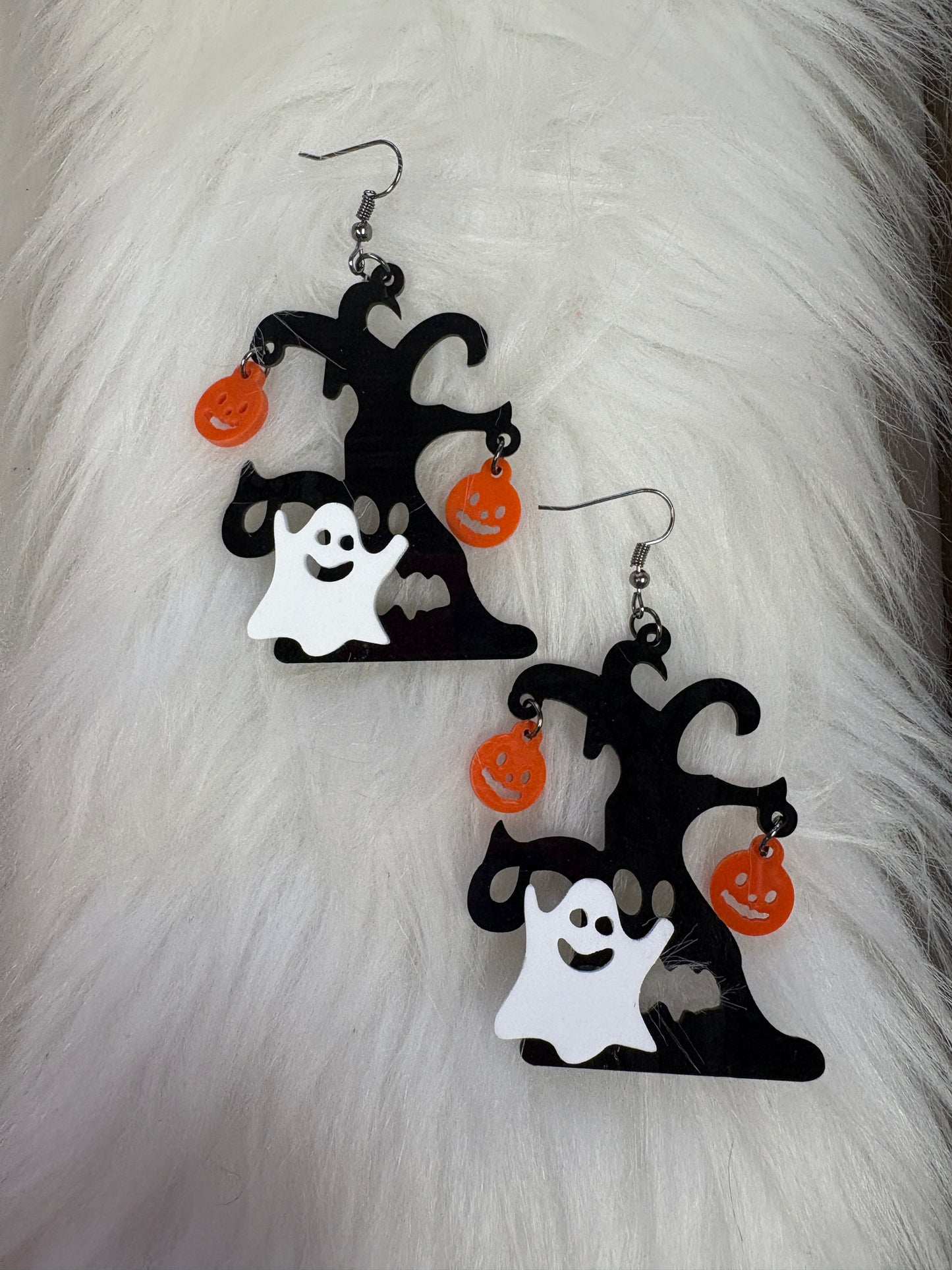 👻 Ghost & Pumpkin Tree Acrylic Dangle Earrings – Spooky Cute Halloween Style