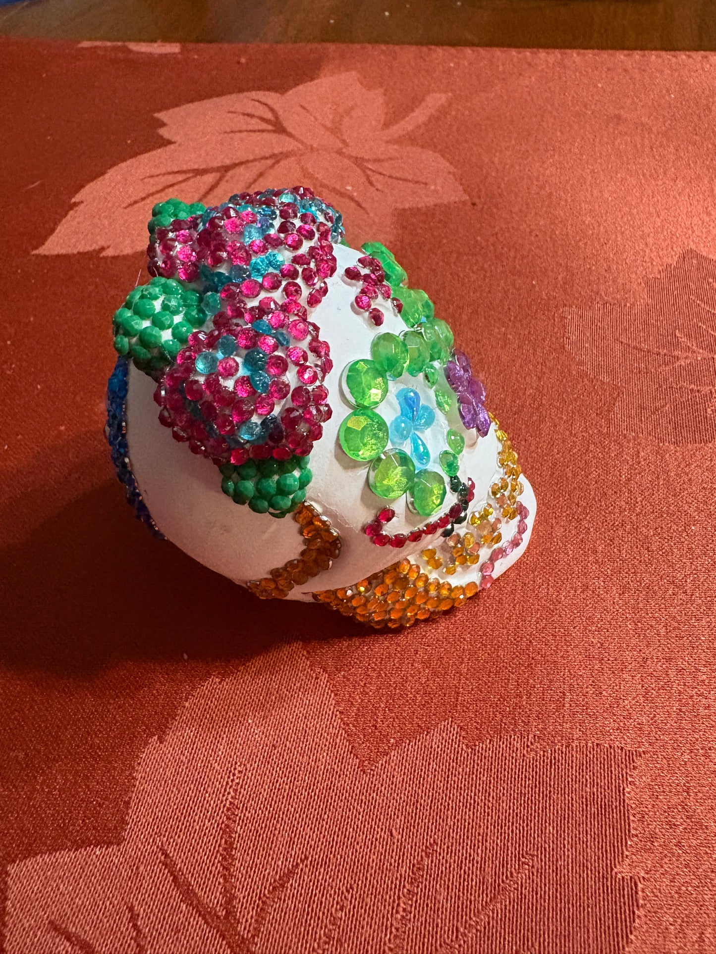 Diamond Art Sugar Skull Figurine – Sparkling Ceramic Décor