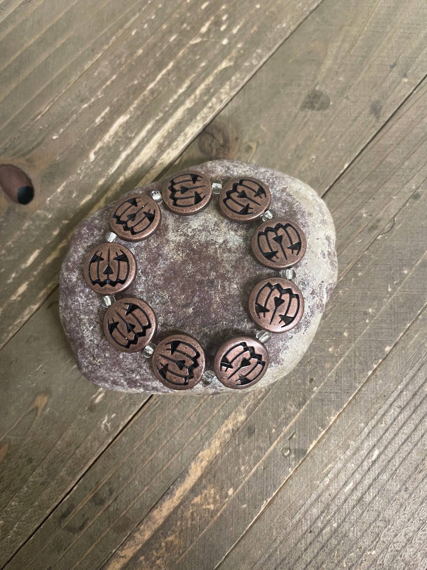 Antique Copper Jack-O'-Lantern Metal Beaded Elastic/Stretch BraceletPink tiful of LOVE
