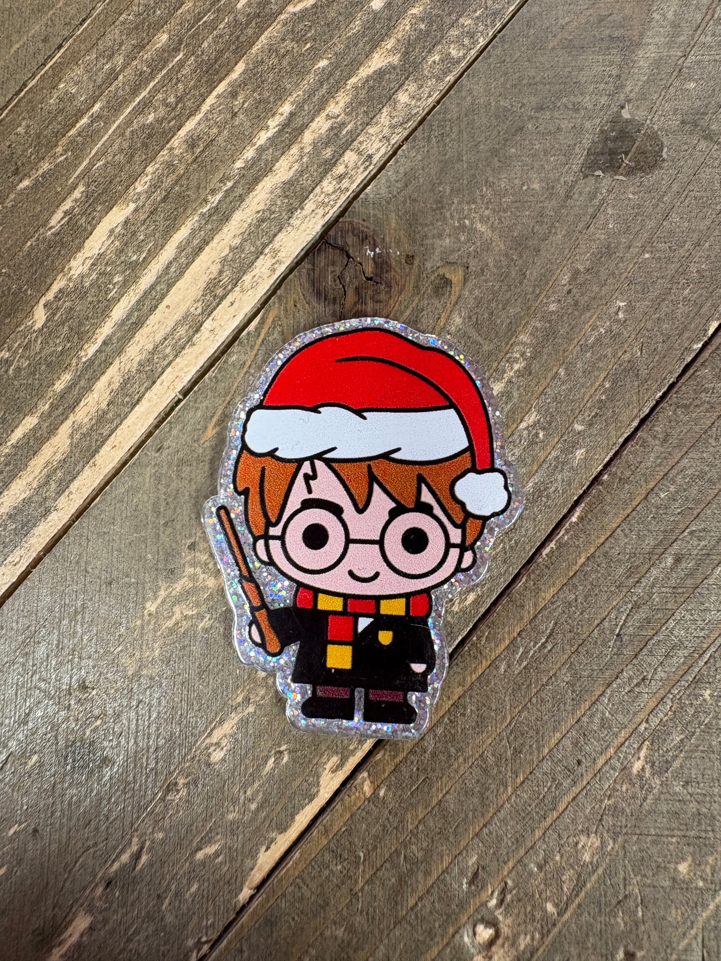 Santa Hat Wizard Magnet – Festive Sparkle Holiday Decor