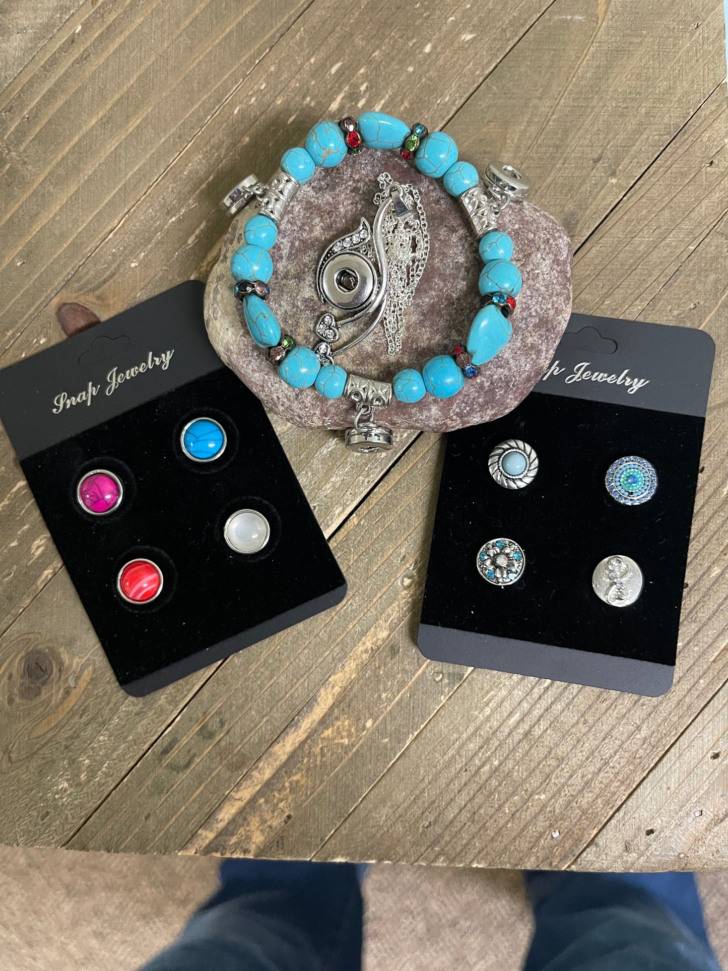 Mini Ginger Snap Bundle includes snap necklace, snap bracelet and 8 snapsPink tiful of LOVE