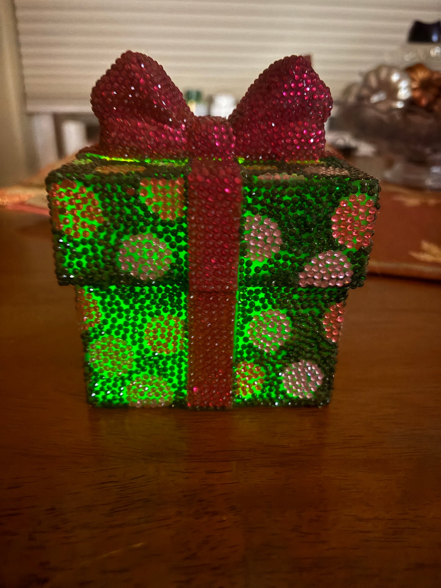 🎁 Light-Up Diamond Art Christmas Gift Box – Sparkling Holiday Décor