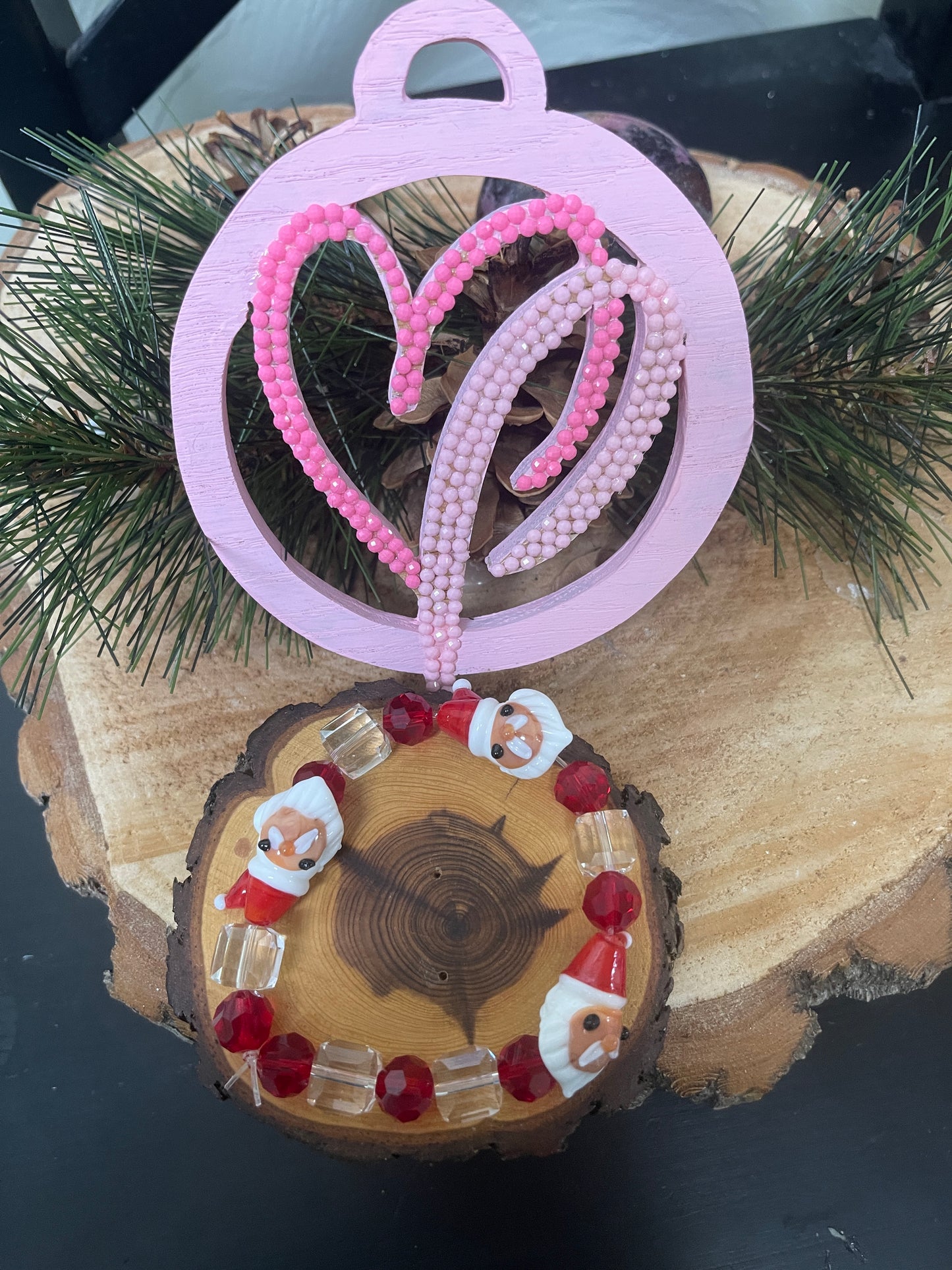 Christmas Red Santa Glass Beaded Elastic/Stretch BraceletPink tiful of LOVE