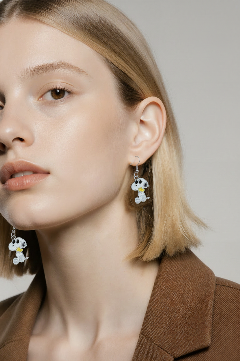 Snoopy Glitter Dangle Earrings – Sparkly Peanuts-Inspired Jewelry