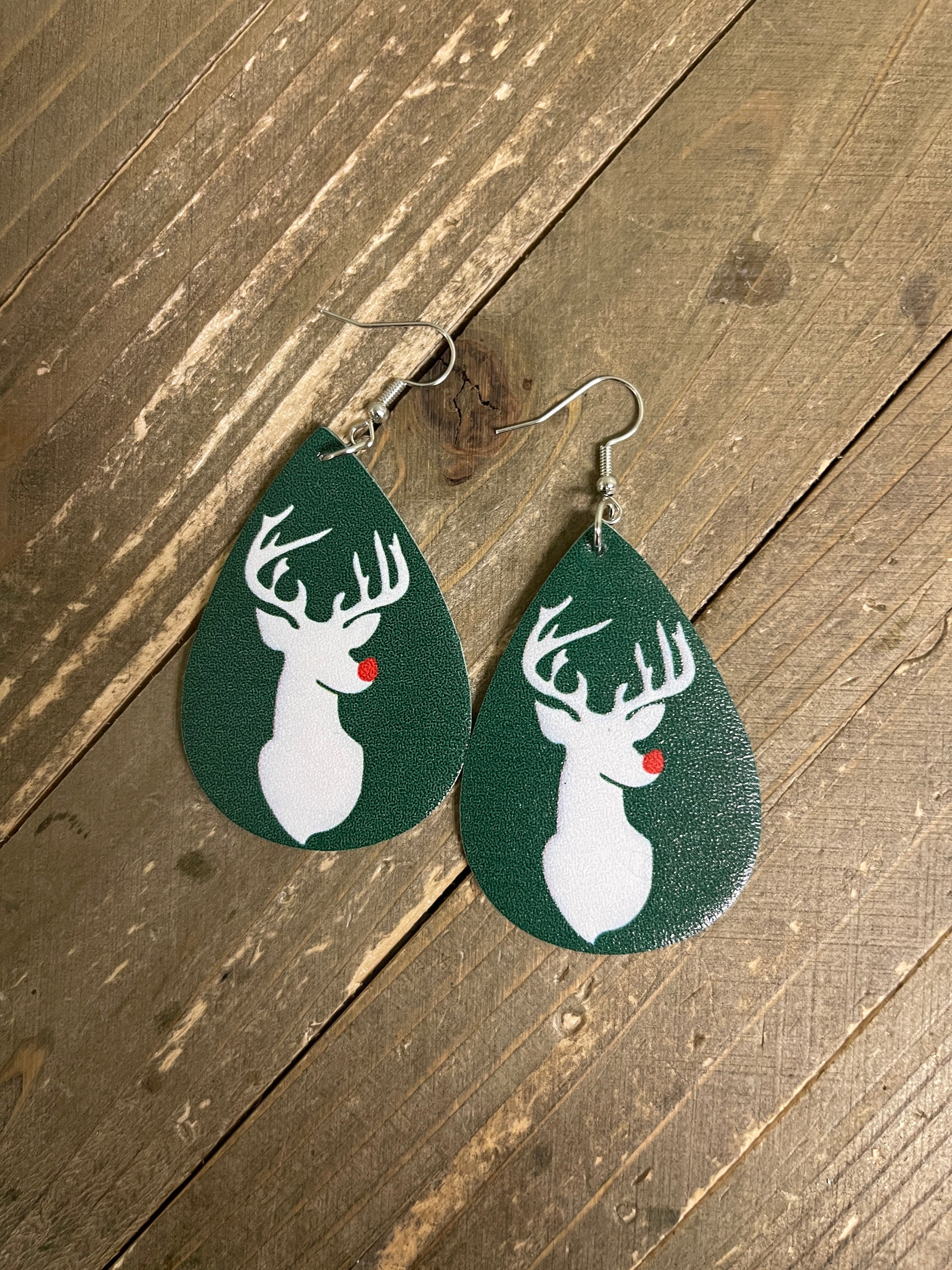 Christmas Teardrop Assorted Wire EarringsPink tiful of LOVE