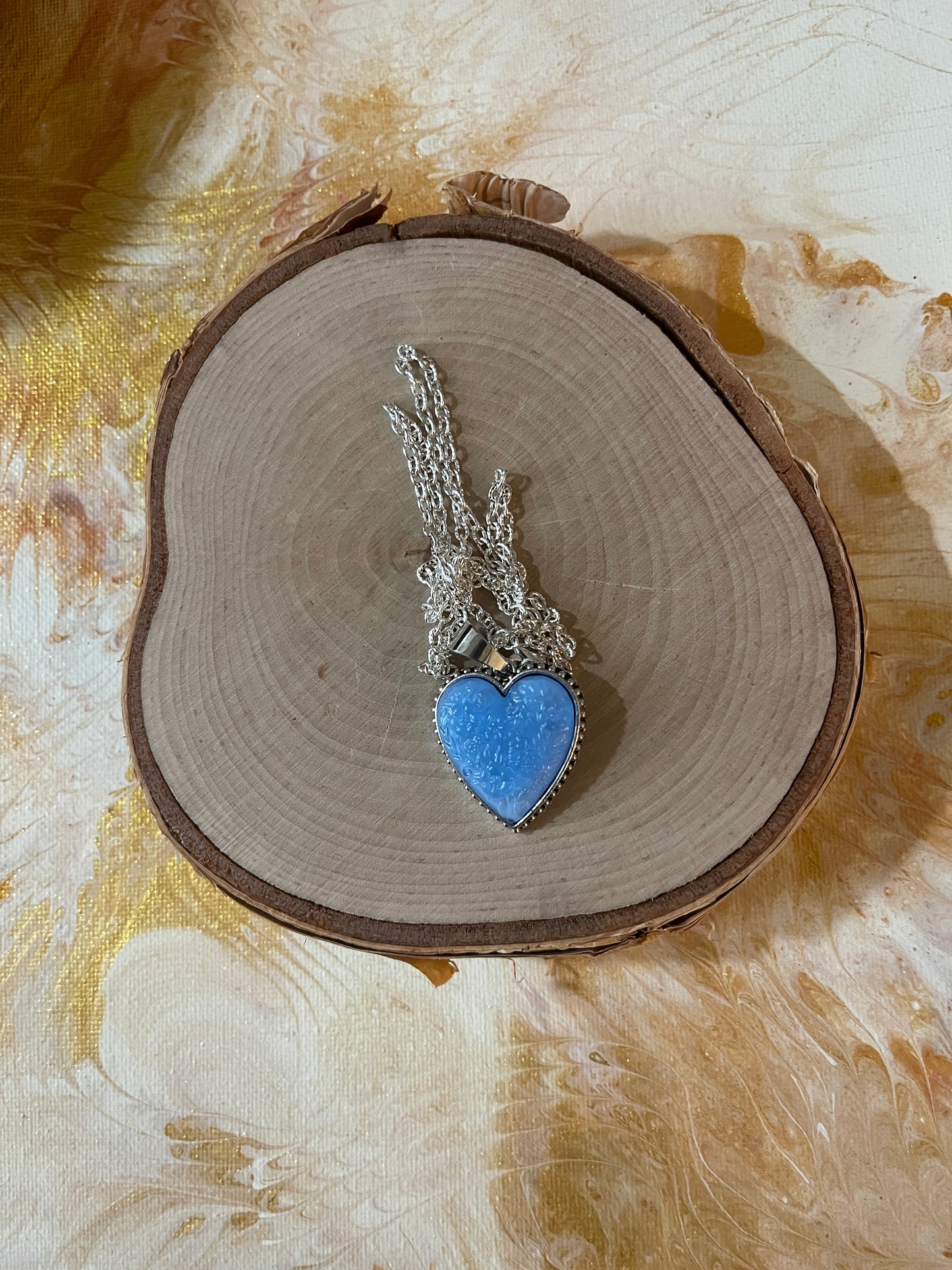 Blue Embossed Floral Heart Pendant on a Silver chain NecklacePink tiful of LOVE