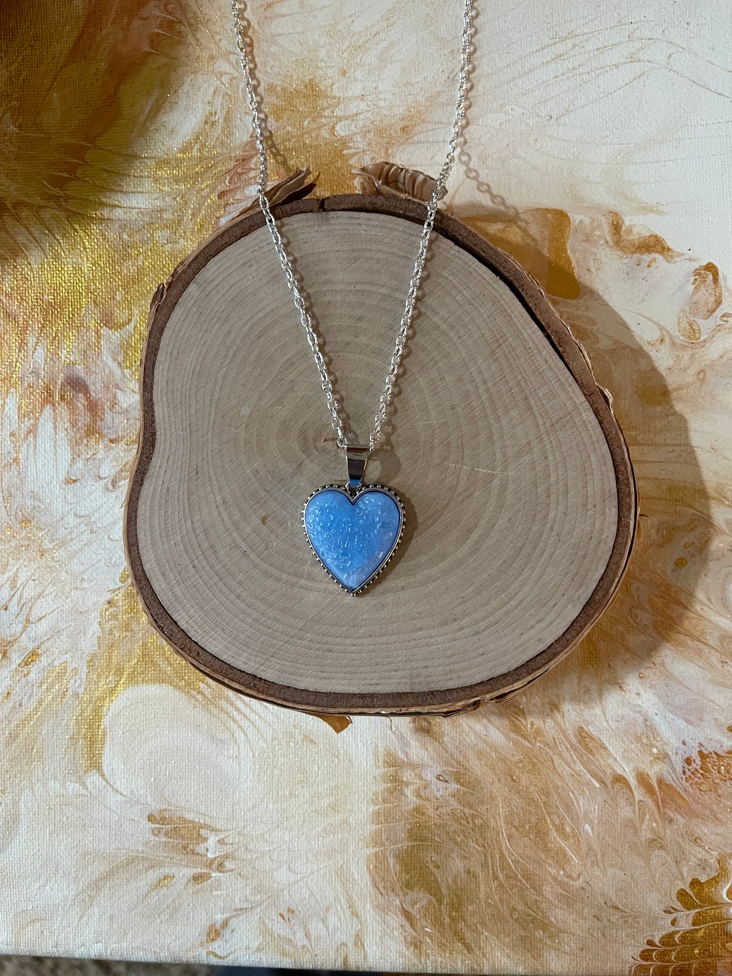 Blue Embossed Floral Heart Pendant on a Silver chain NecklacePink tiful of LOVE