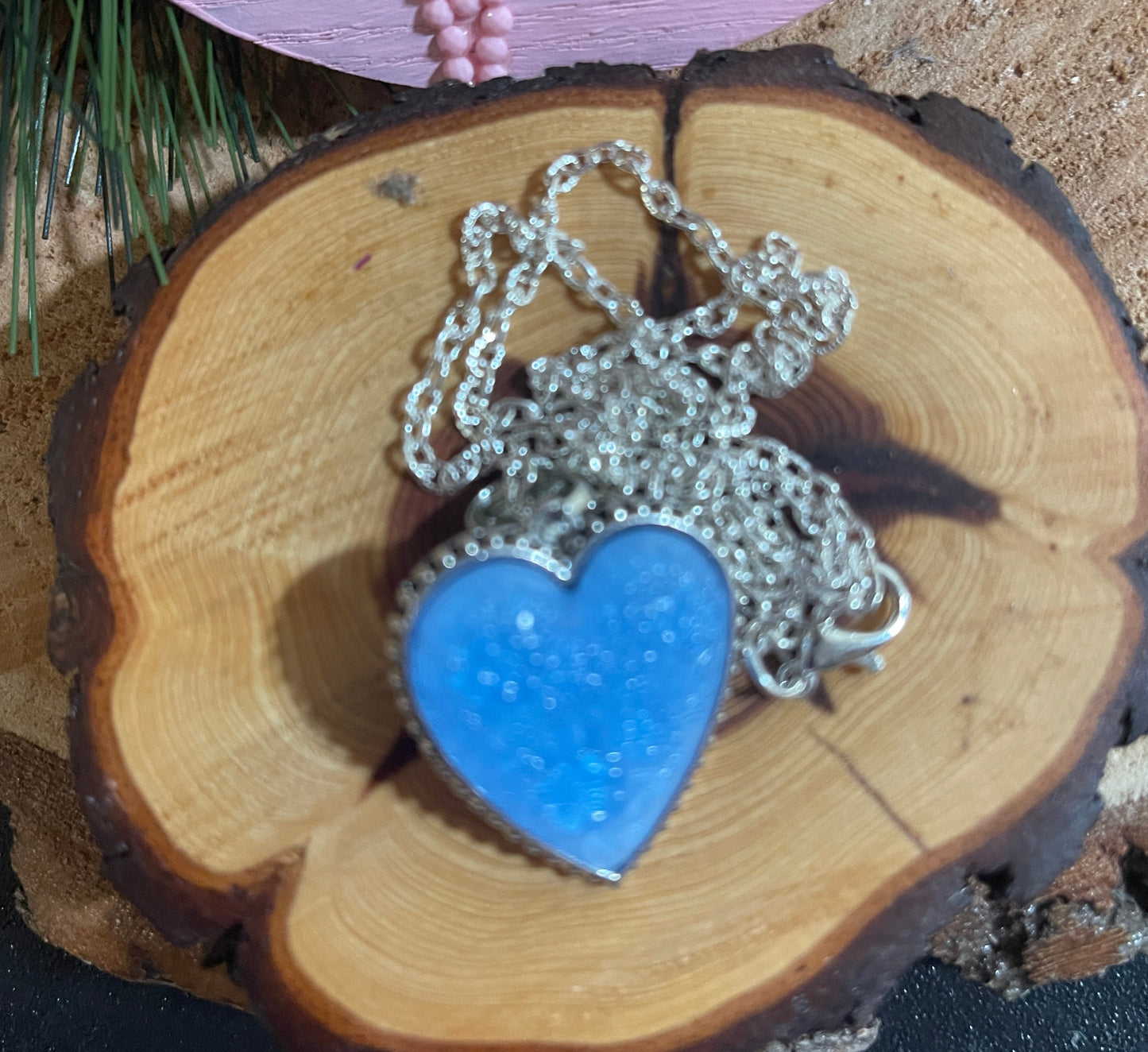 Blue Embossed Floral Heart Pendant on a Silver chain NecklacePink tiful of LOVE