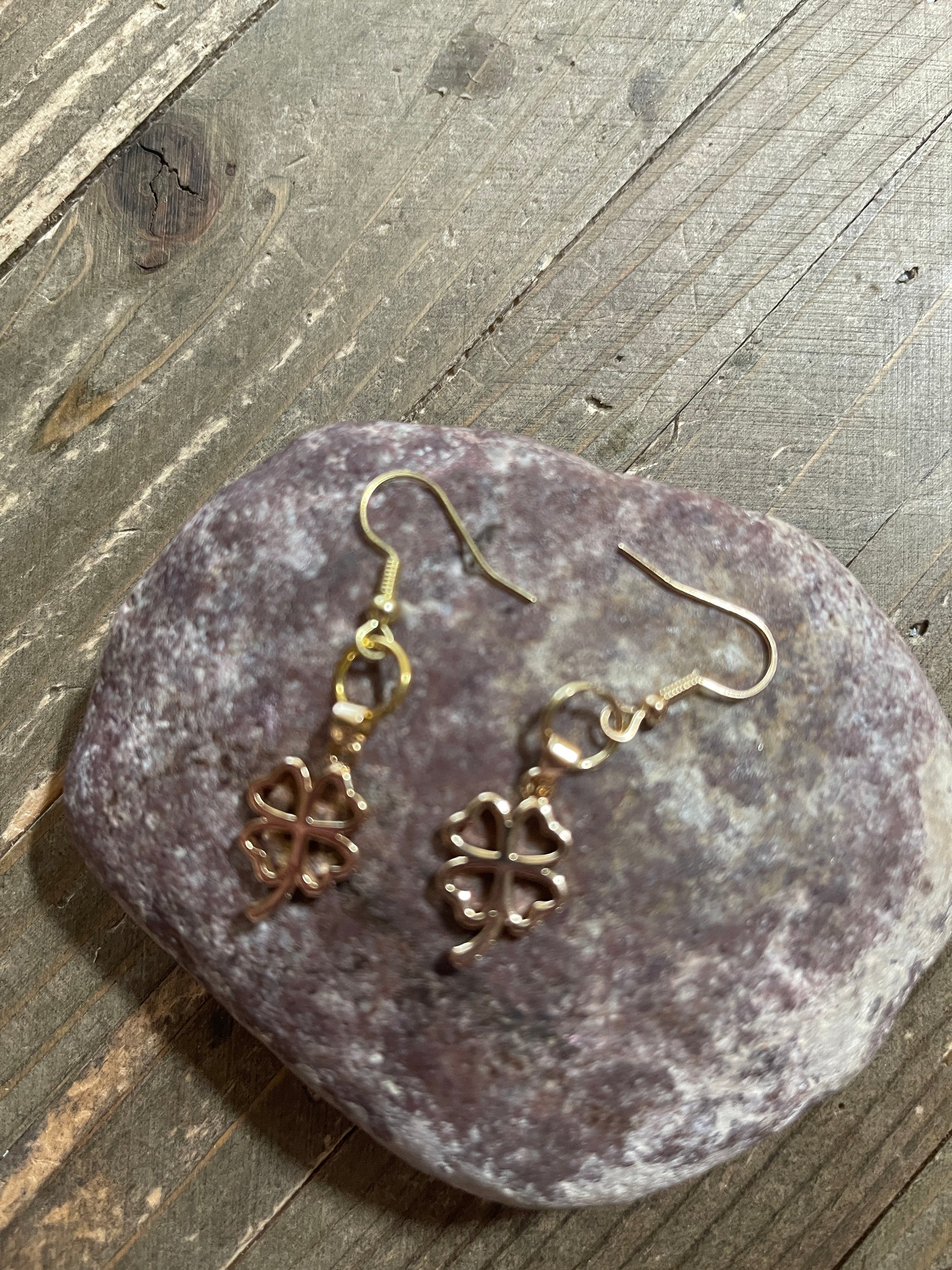Shamrock charm Wire EarringsPink tiful of LOVE