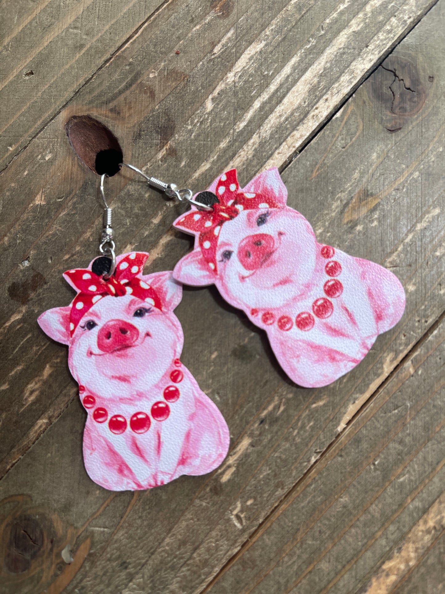 Funny Farmhouse-Pig Wire earringsPink tiful of LOVE