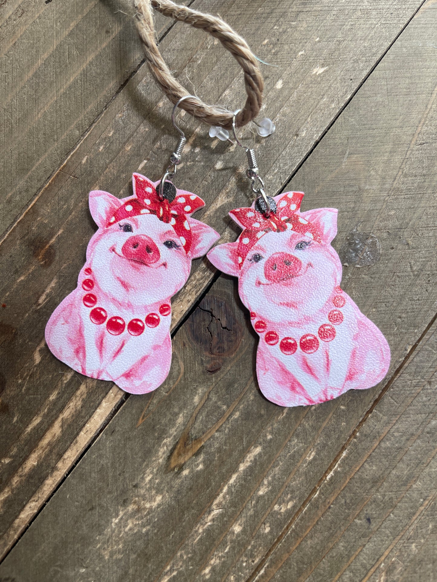 Funny Farmhouse-Pig Wire earringsPink tiful of LOVE