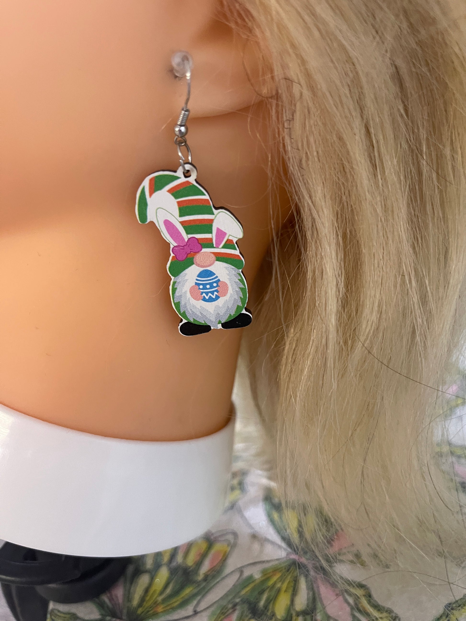 Easter Gnome Wire earringsPink tiful of LOVE