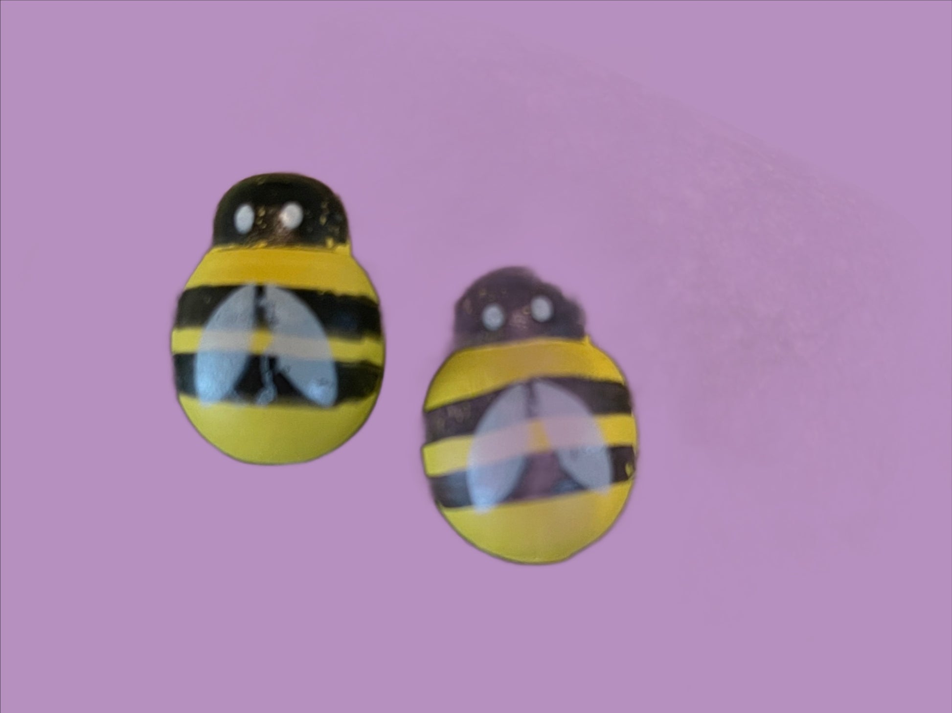 WOODEN BUMBLE BEE Stud EarringsPink tiful of LOVE