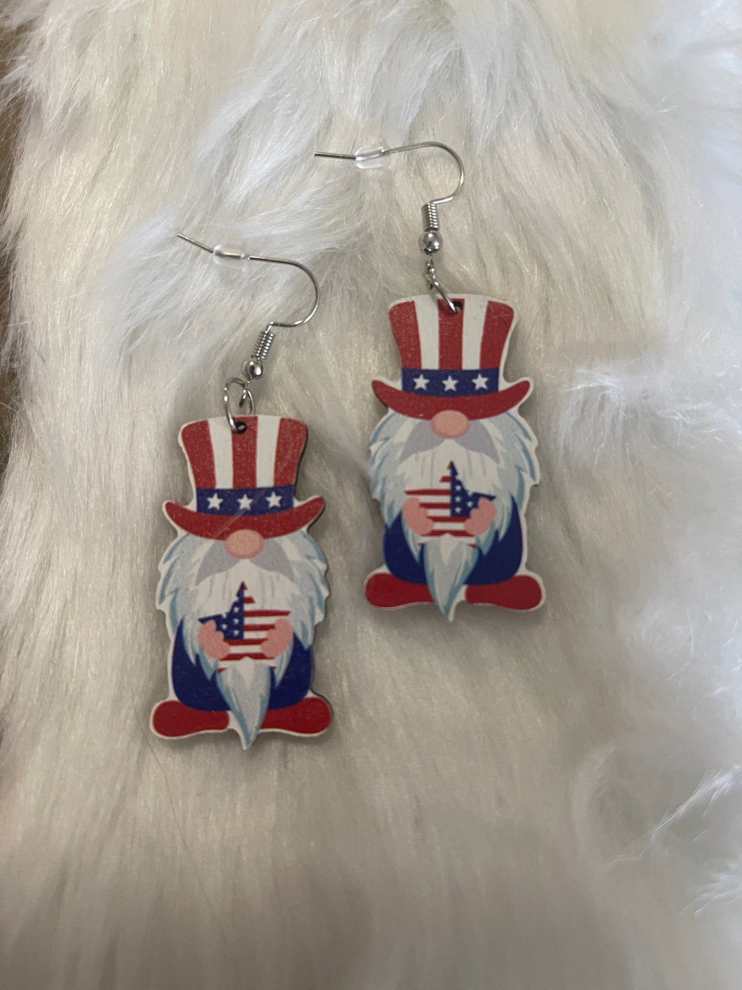 July 4th Gnome Wire earringsPink tiful of LOVE