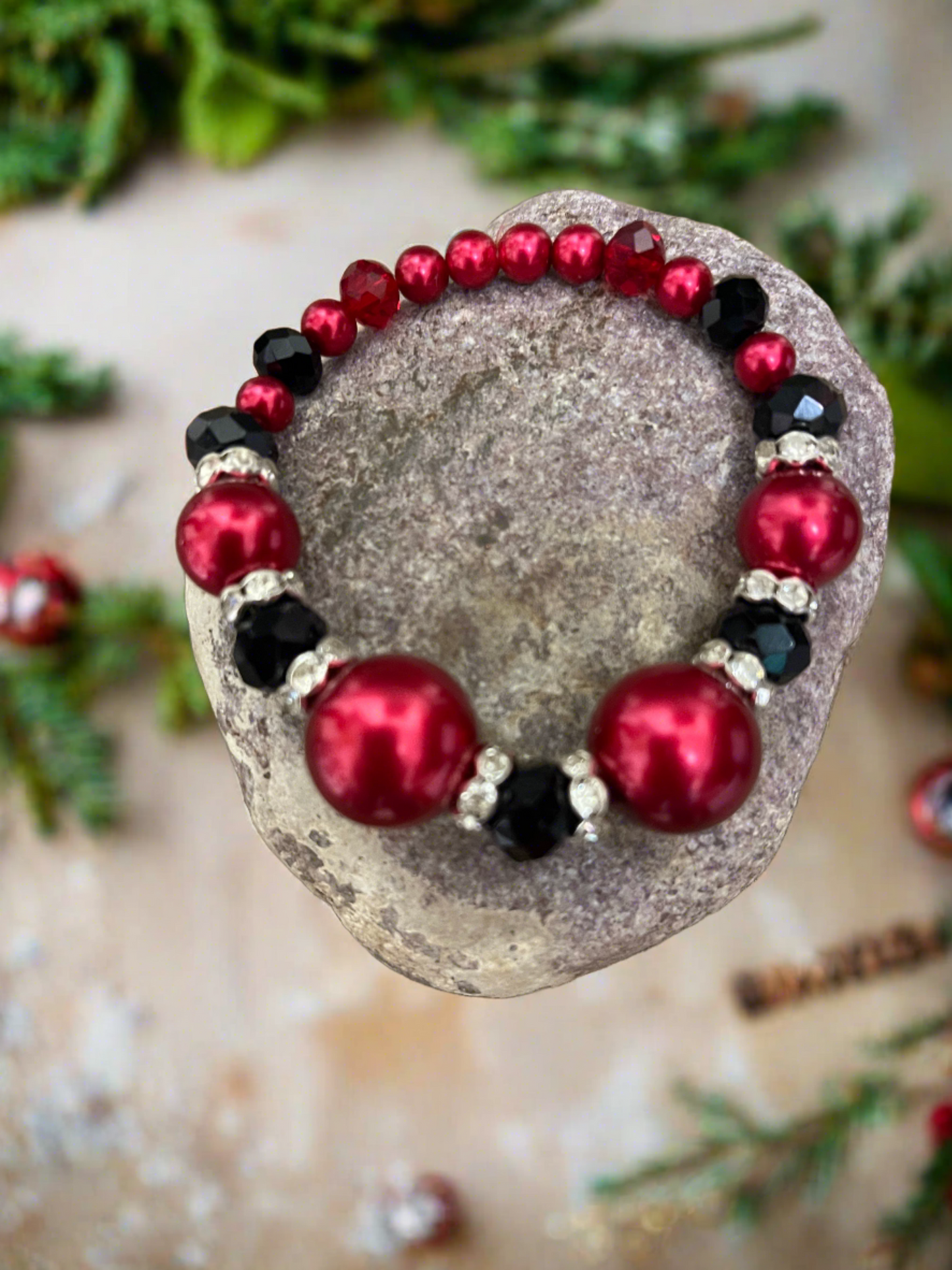 Red & Black Pearl, Crystal and Rhinestone Beaded Elastic/Stretch BraceletPink tiful of LOVE