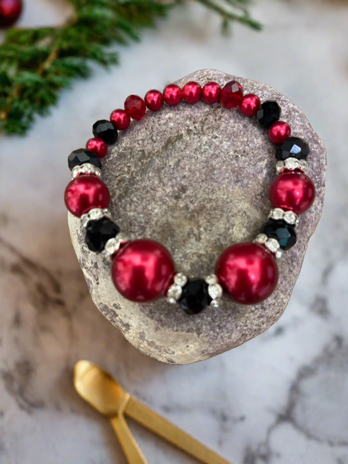 Red & Black Pearl, Crystal and Rhinestone Beaded Elastic/Stretch BraceletPink tiful of LOVE