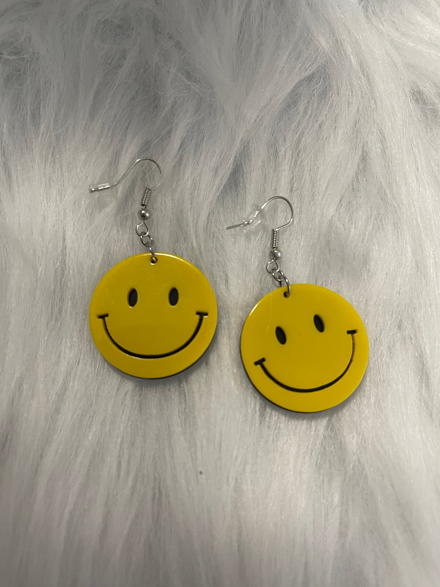 Smiley Face Wire EarringsPink tiful of LOVE