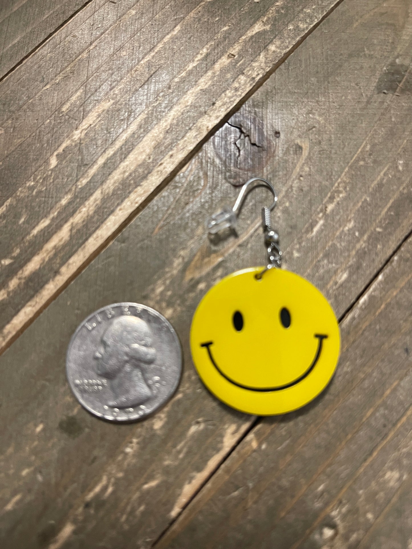 Smiley Face Wire EarringsPink tiful of LOVE