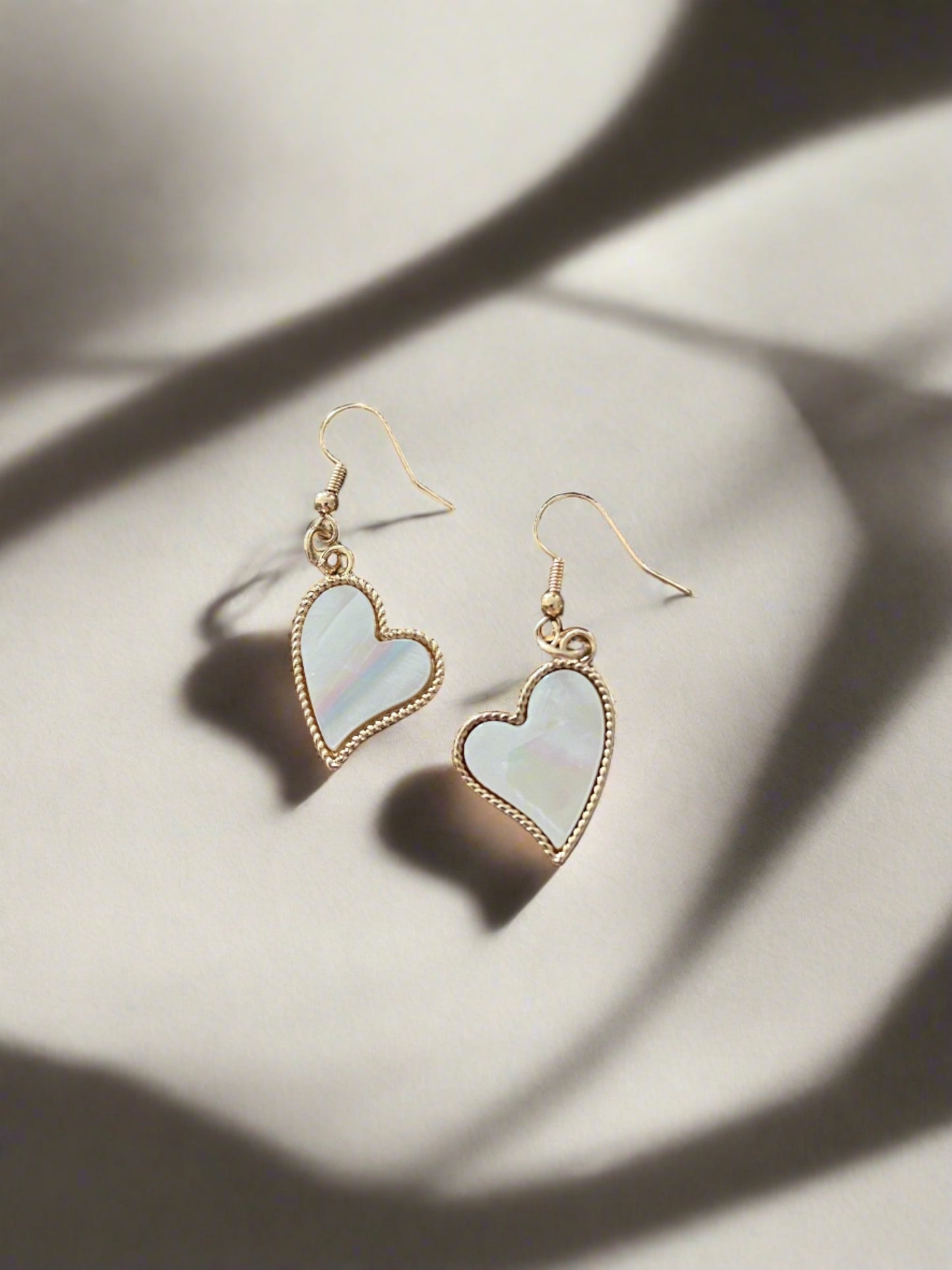 Heart Shell Charms Wire EarringsPink tiful of LOVE