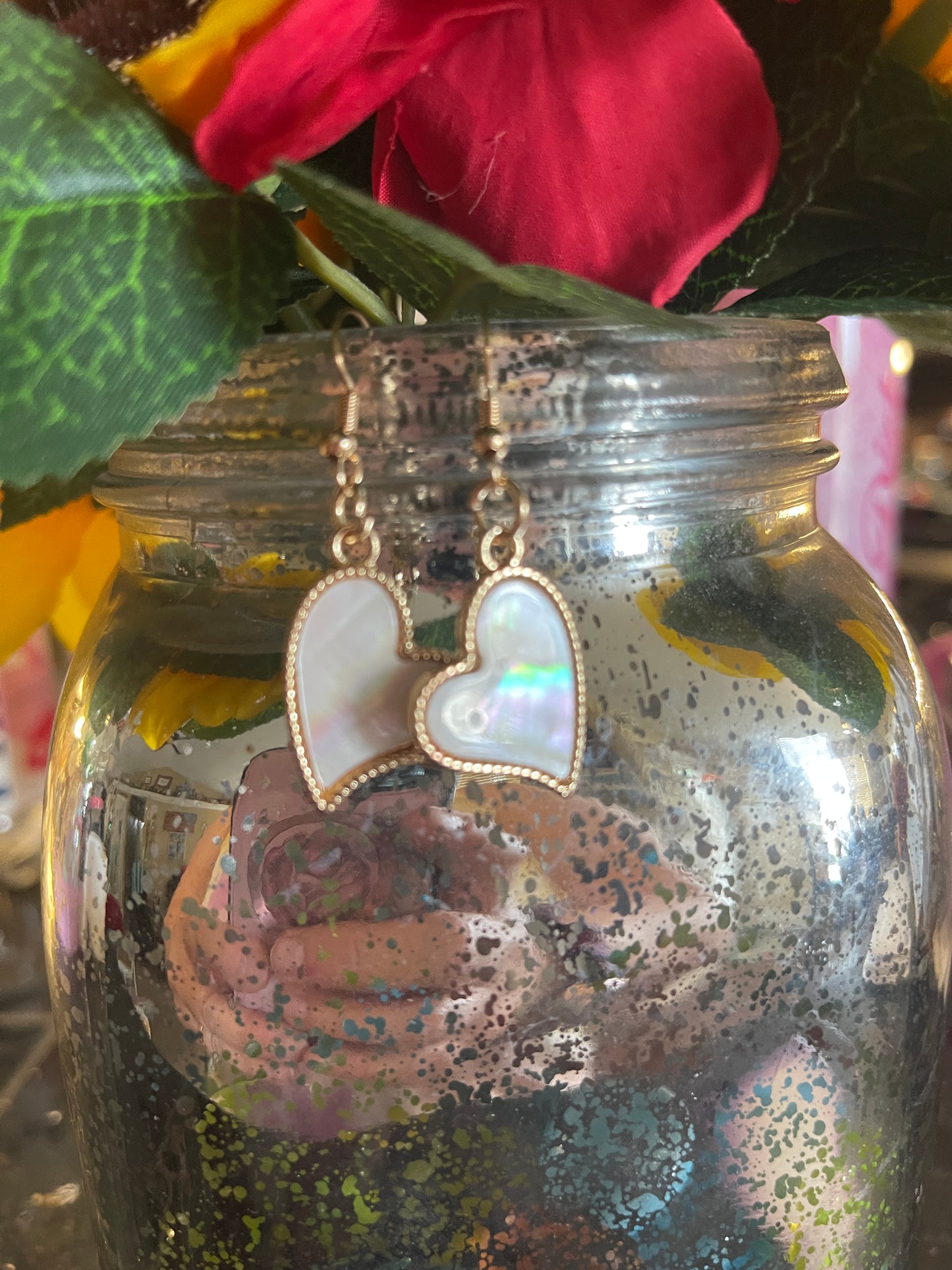 Heart Shell Charms Wire EarringsPink tiful of LOVE