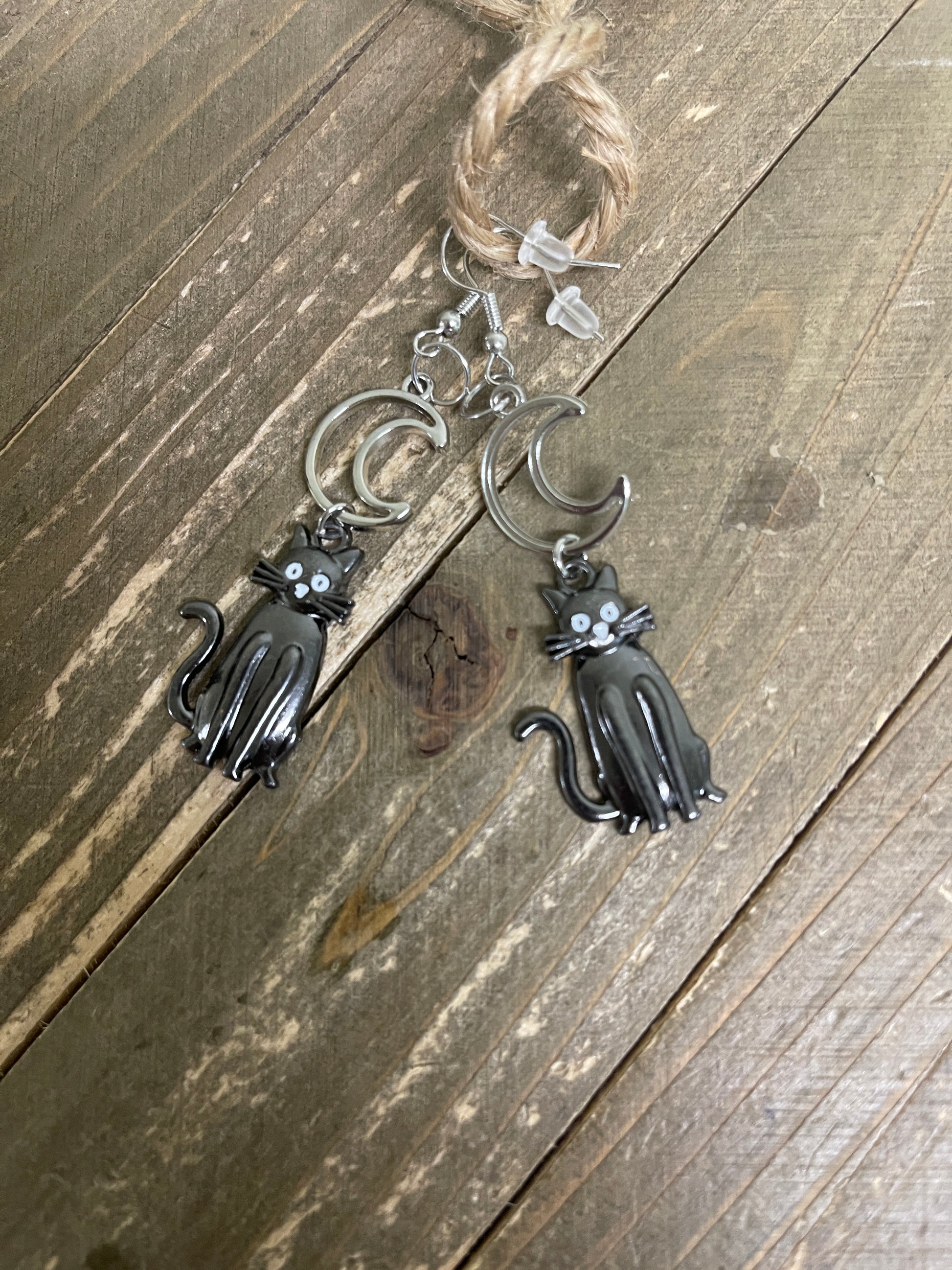 Halloween Black Cat and Moon Wire EarringsPink tiful of LOVE