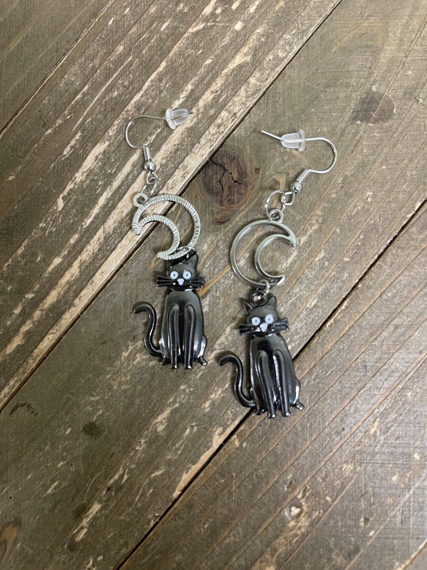 Halloween Black Cat and Moon Wire EarringsPink tiful of LOVE