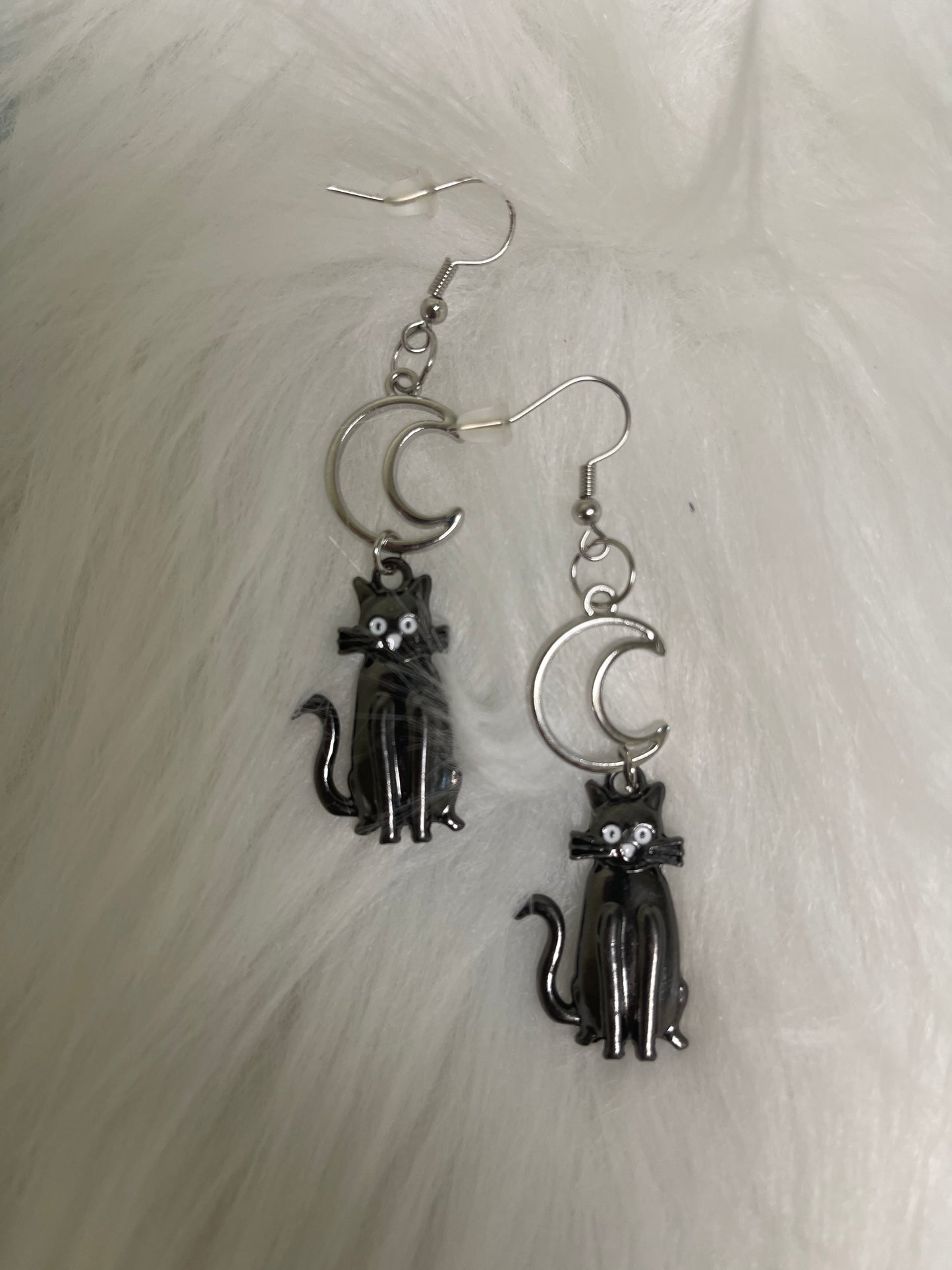 Halloween Black Cat and Moon Wire EarringsPink tiful of LOVE