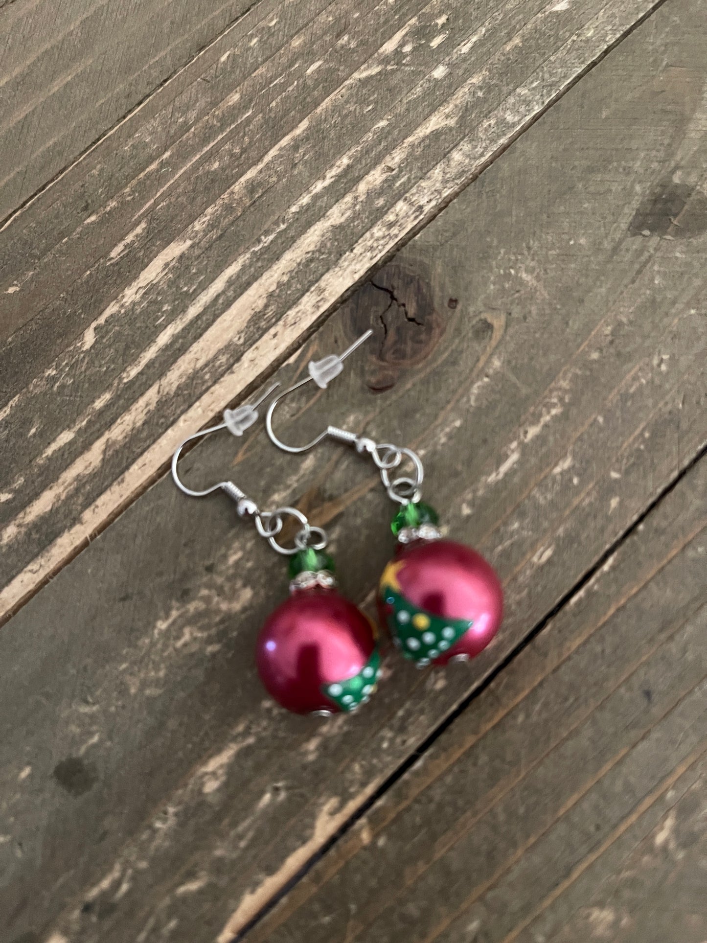 Christmas Tree Glass Pearl Wire EarringsPink tiful of LOVE