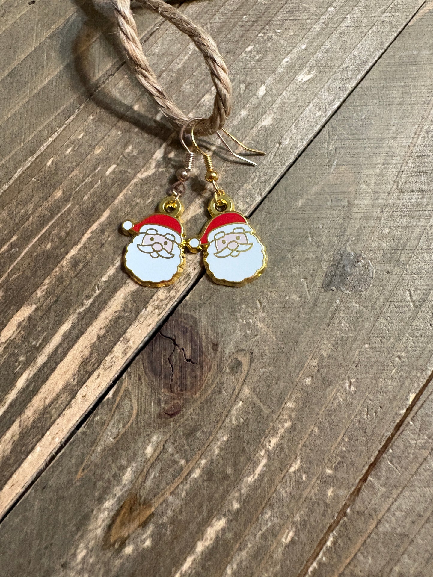 Santa Head Charm Wire EarringsPink tiful of LOVE