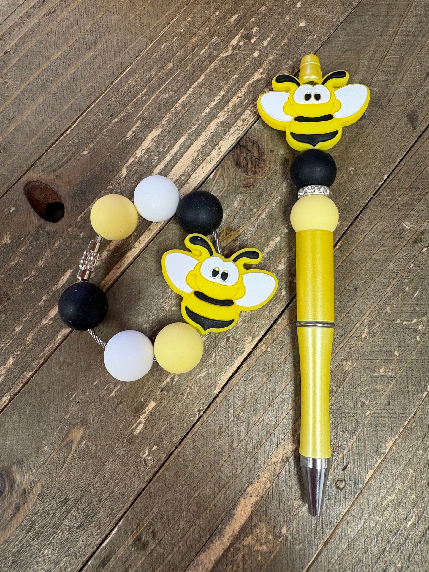 Bumble Bee Beverage Cup/Tumbler Charm and Beadable Pen SetPink tiful of LOVE