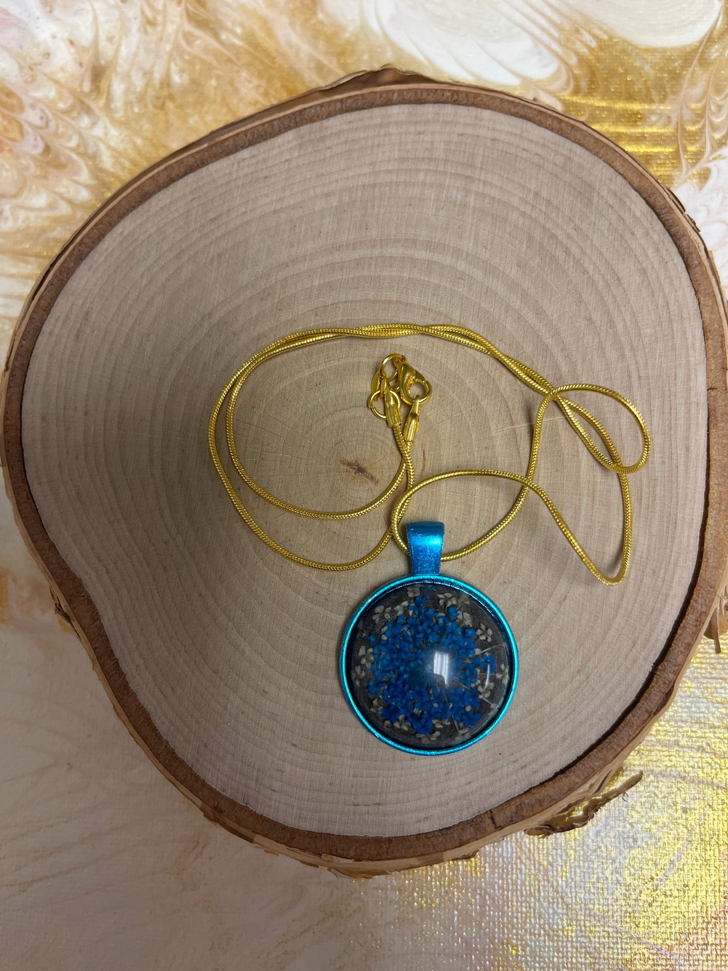 Flower Cabochon Round Pendant on a Gold Chain NecklacePink tiful of LOVE