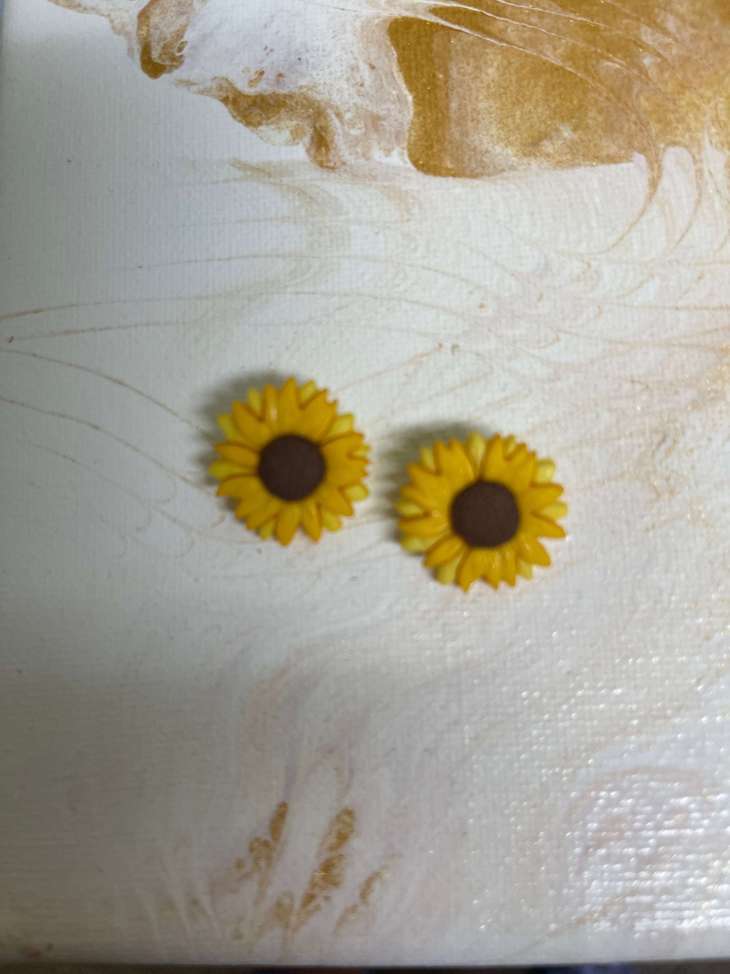 A ray of Sunshine SUNFLOWER EarringsPink tiful of LOVE
