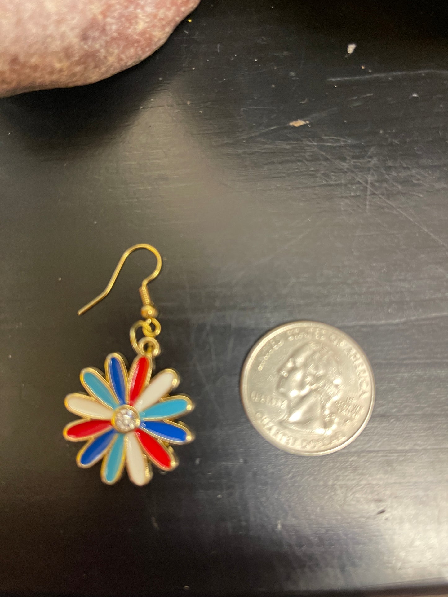 Flower Enamel Wire EarringsPink tiful of LOVE