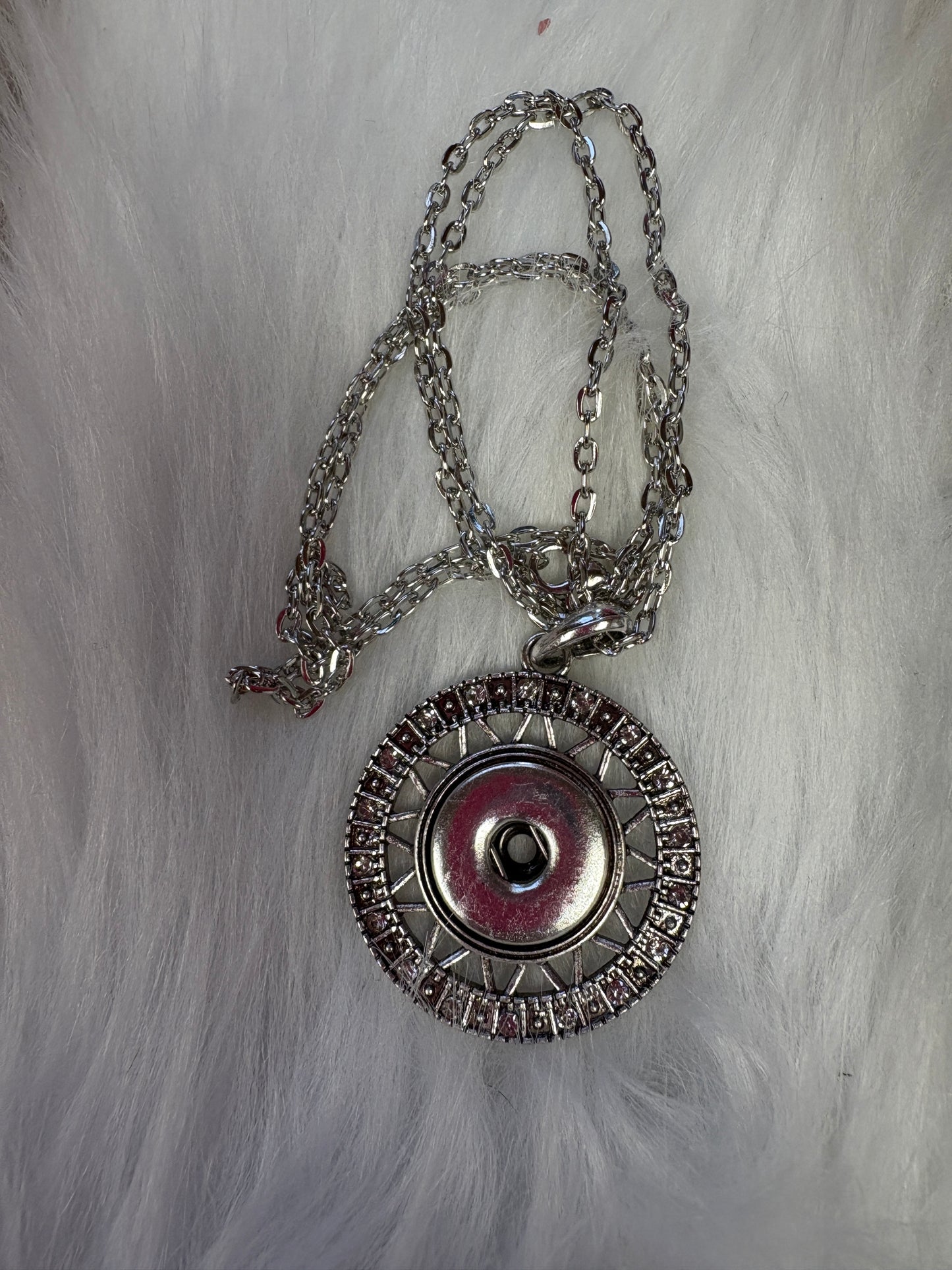 Starter Set-4-Snap Jewelry (5 Snaps & snap pendant with chain)