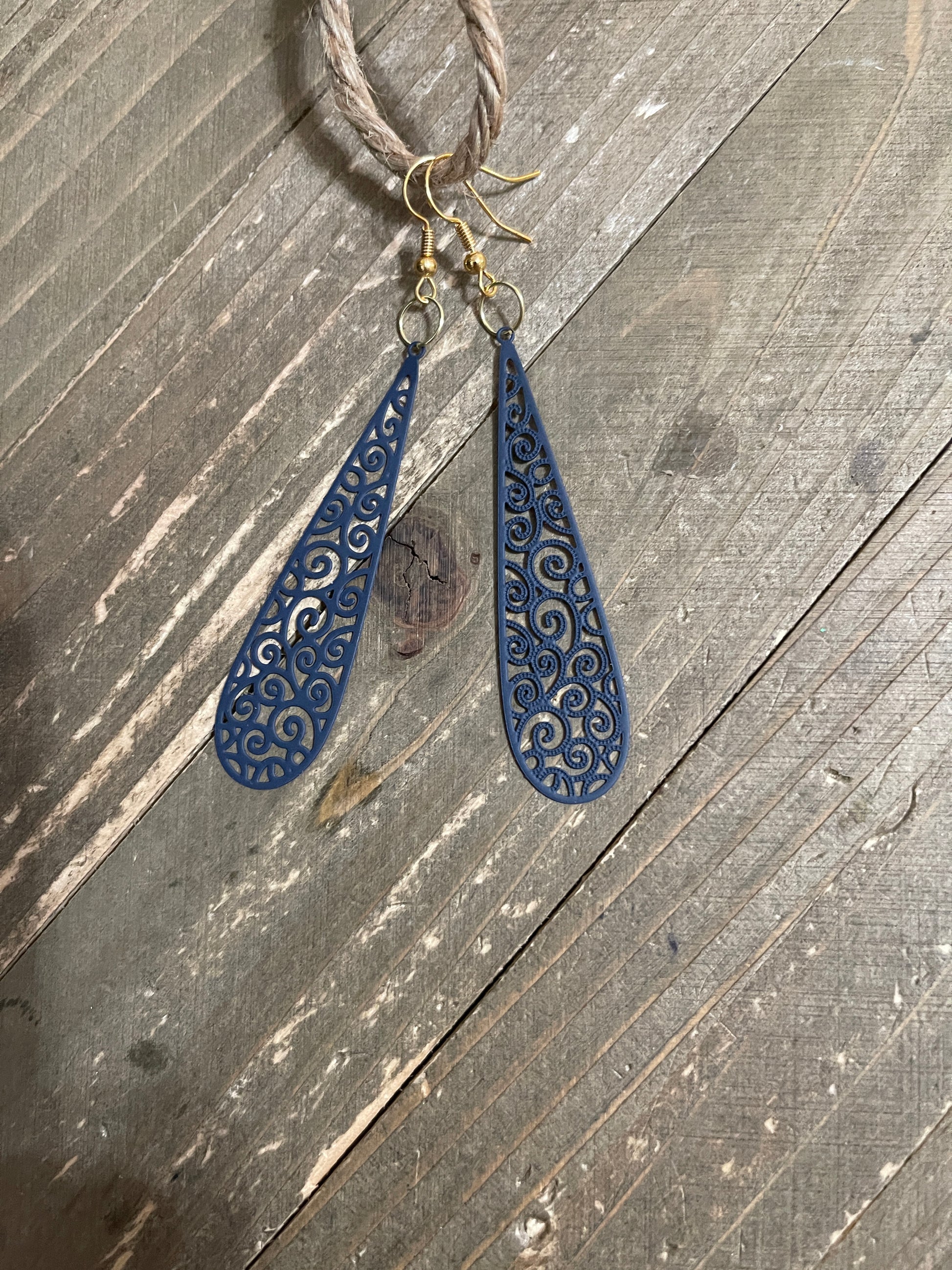 Blue Filigree long teardrop Wire EarringPink tiful of LOVE