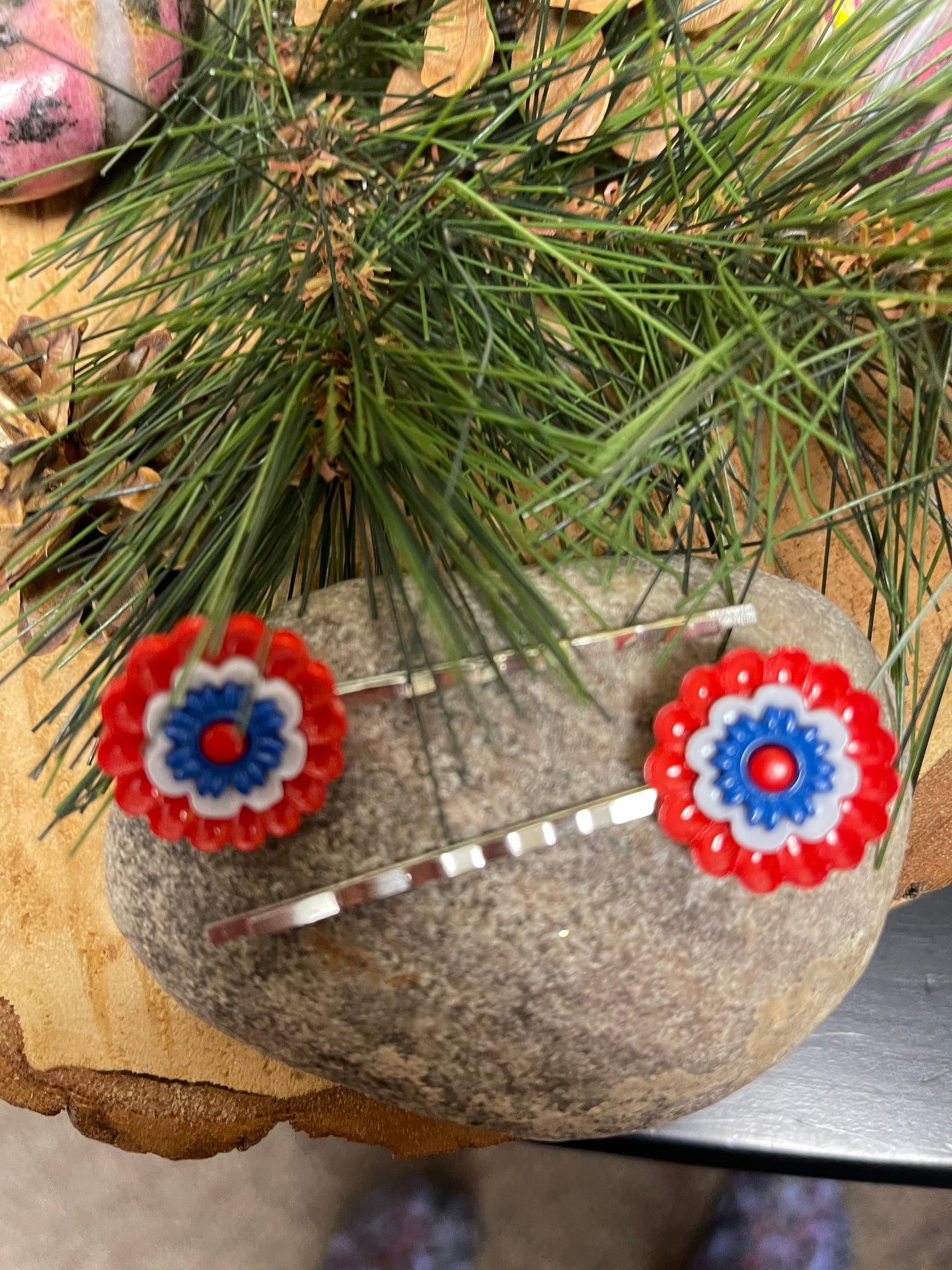 Red, White & Blue Bunting Blooms Hair clips (a pair)Pink tiful of LOVE
